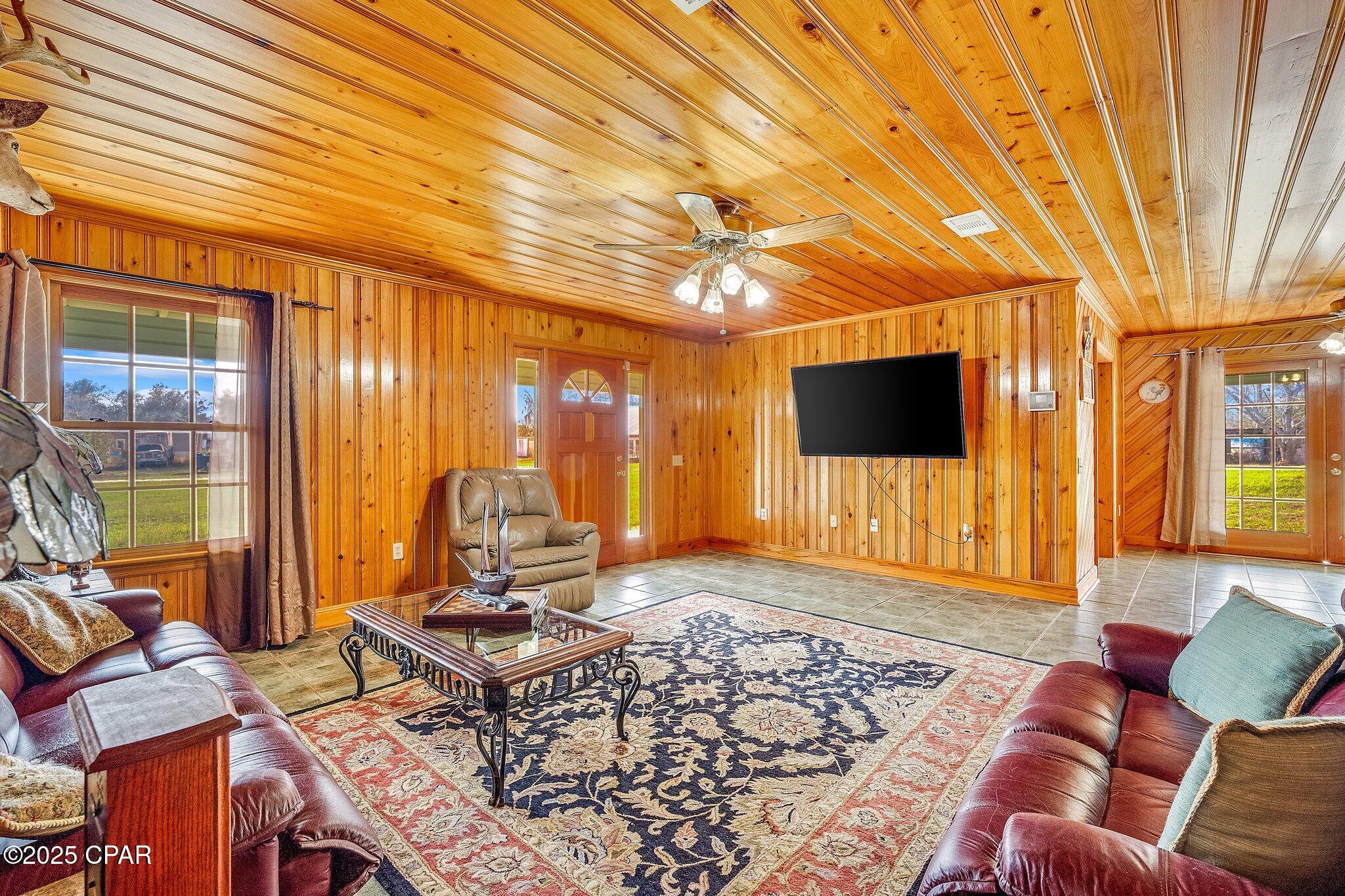 Image 8 For 7910 Gadsden Avenue