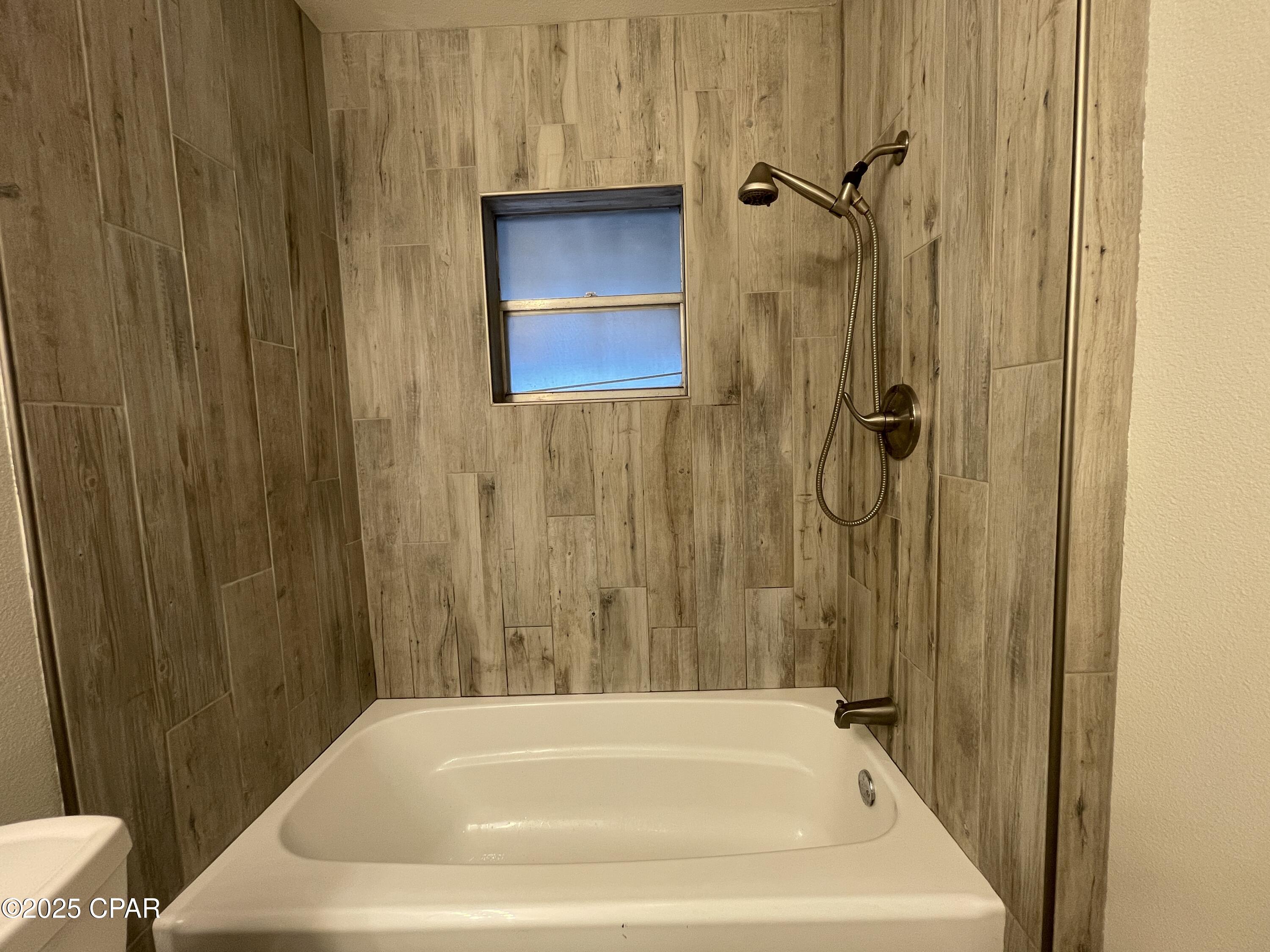 Image 18 For 1001 Oxford Drive