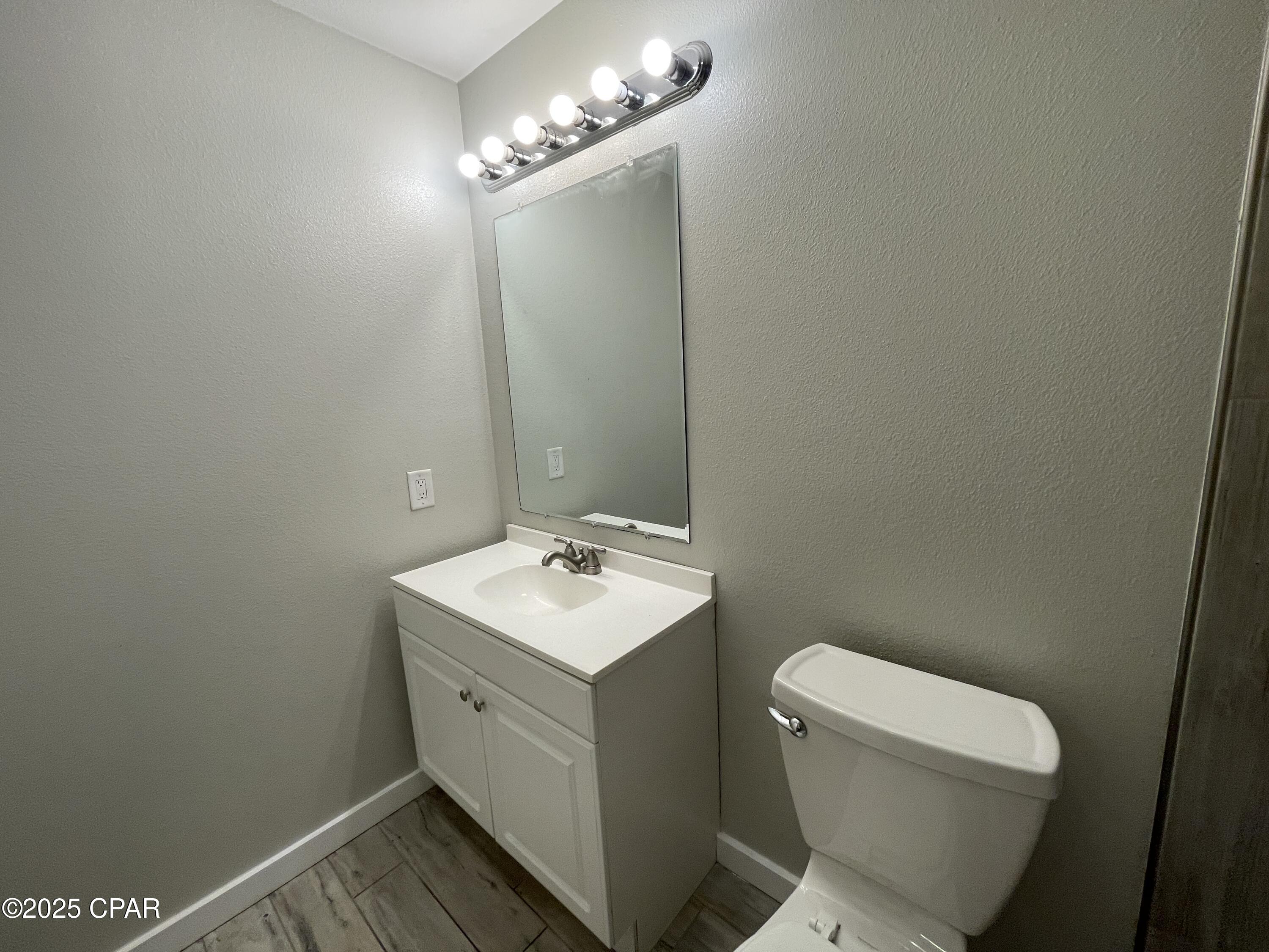 Image 19 For 1001 Oxford Drive