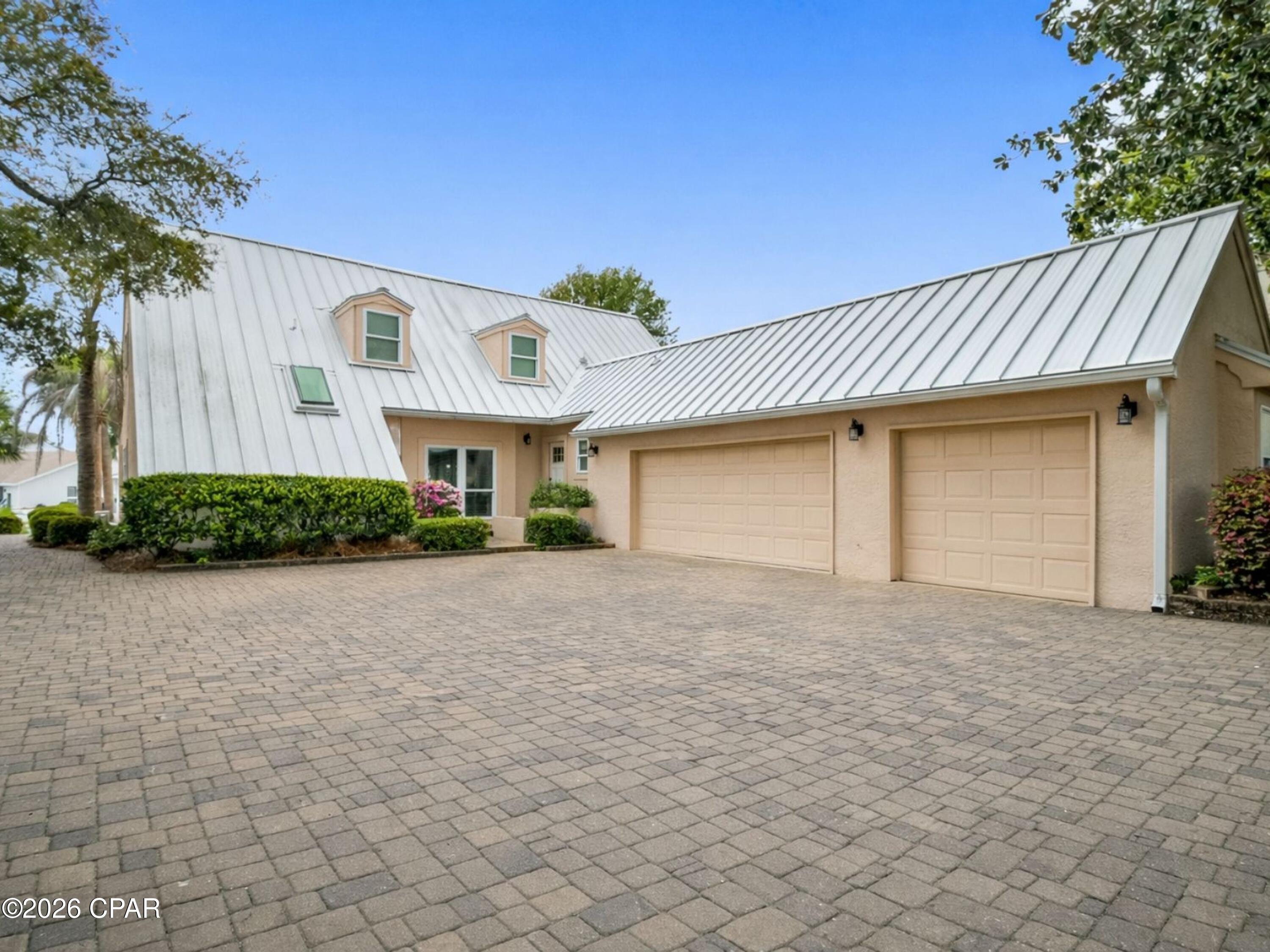 Image 3 For 1102 Redfish Circle