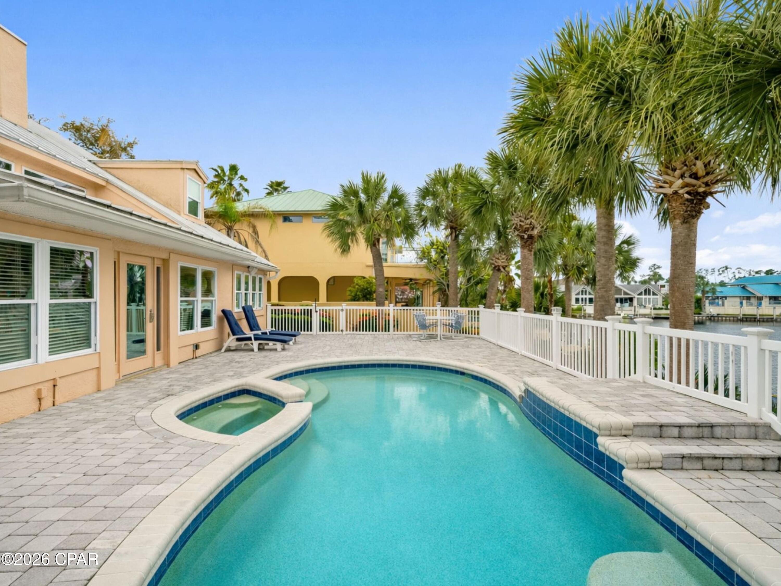 Image 4 For 1102 Redfish Circle