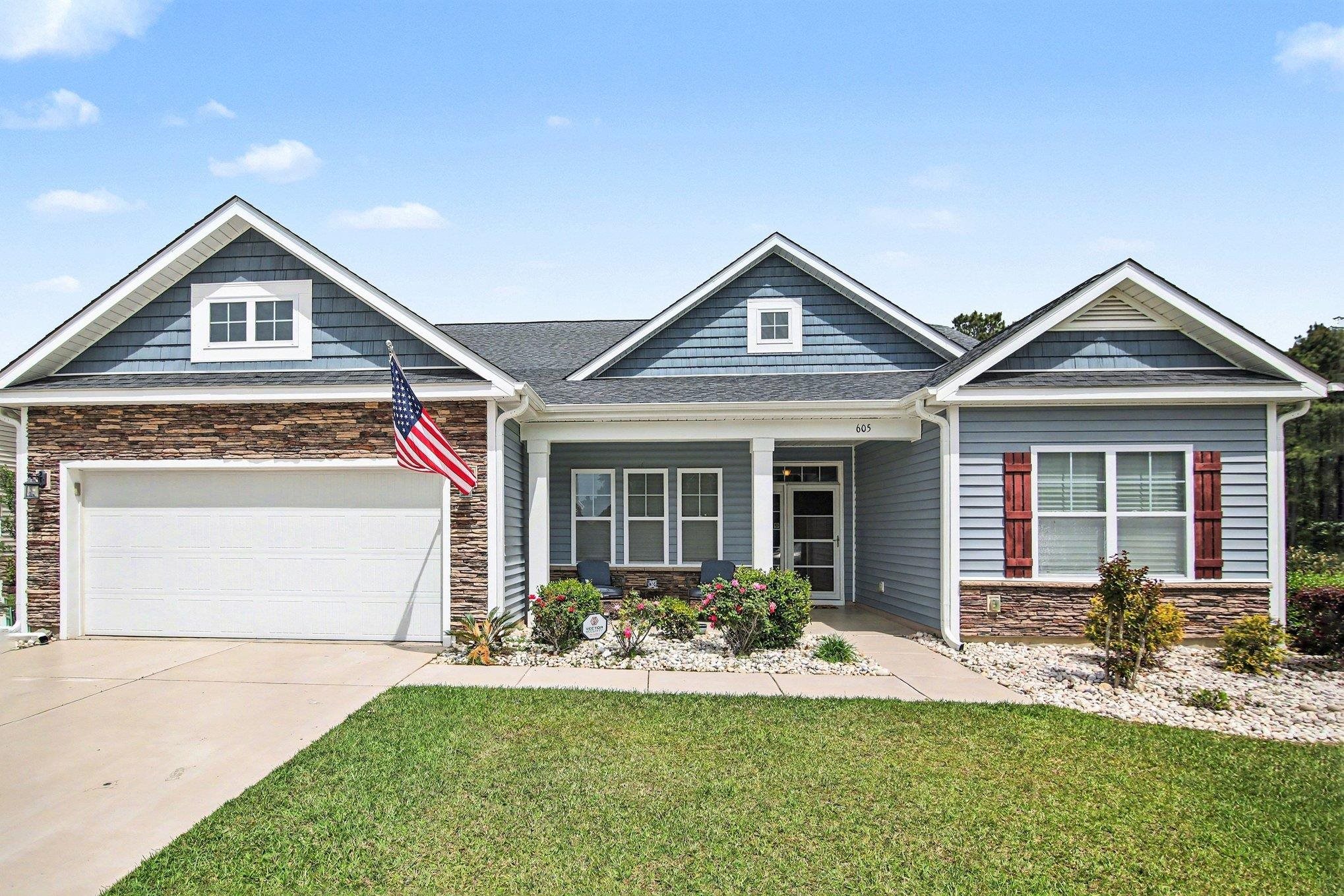 605 Queen Palm Ct. Little River, SC 29566