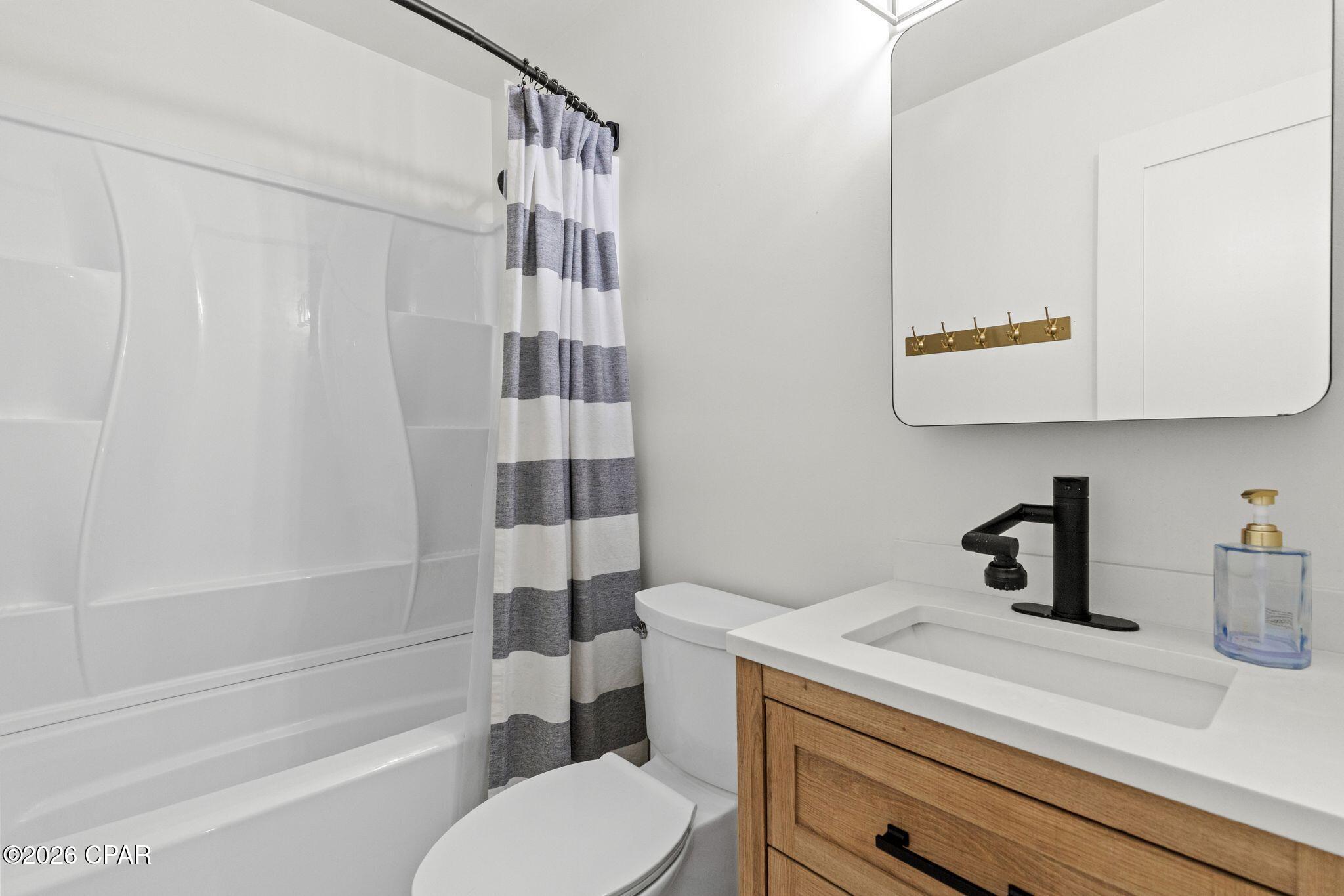 Image 19 For 140 Manistee Drive