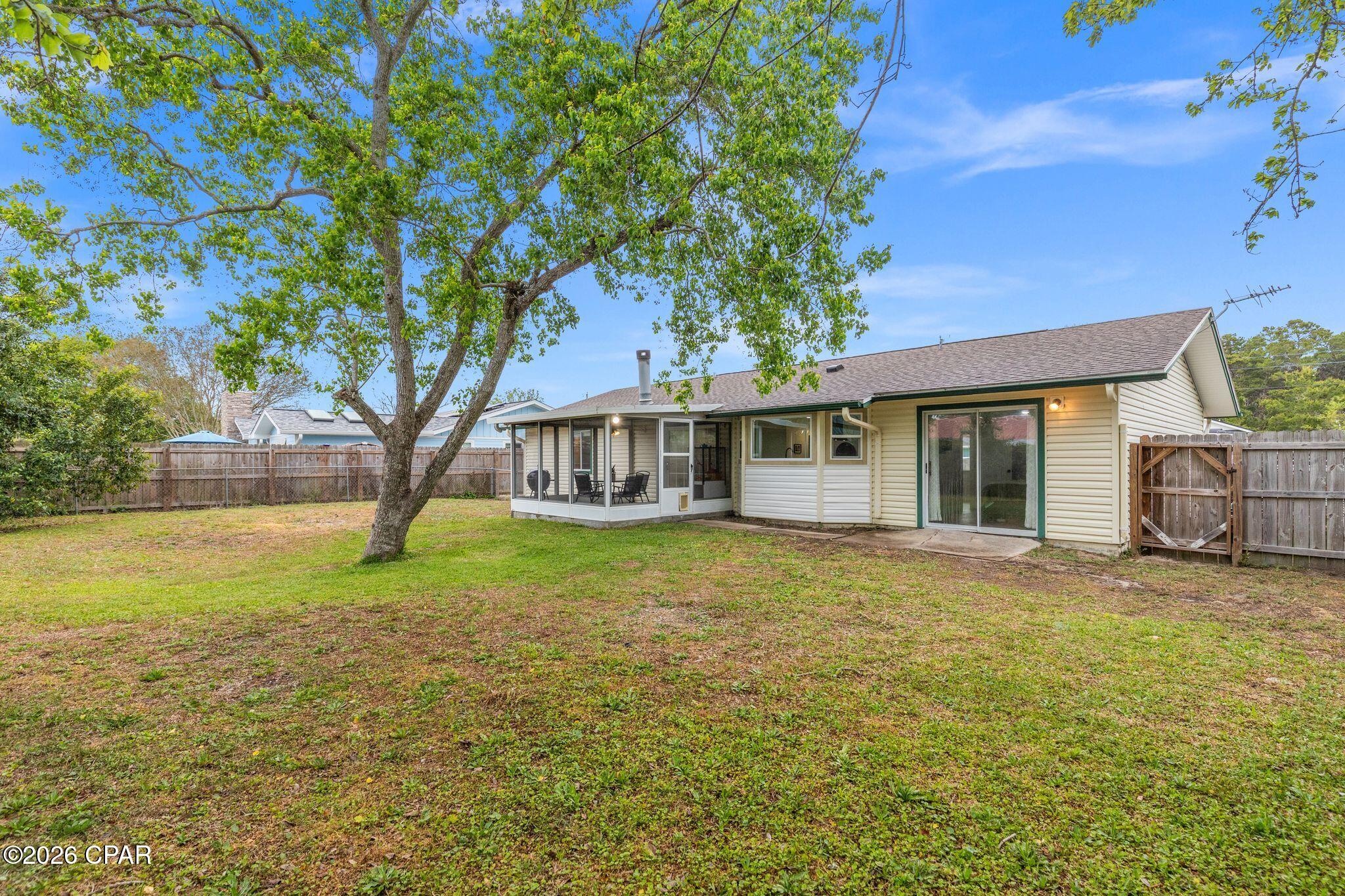 Image 9 For 140 Manistee Drive