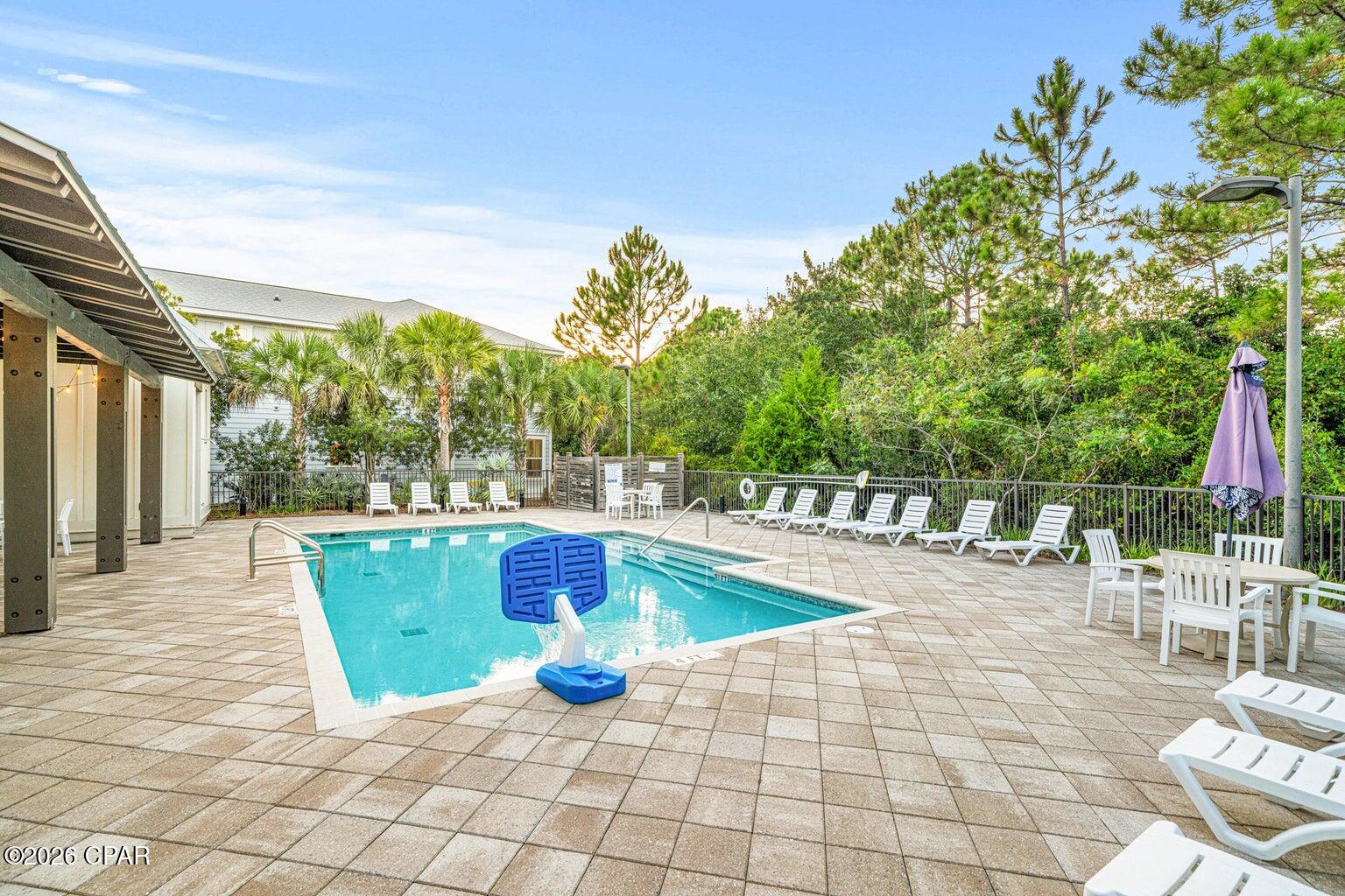 Image 37 For 217 Melrose Avenue