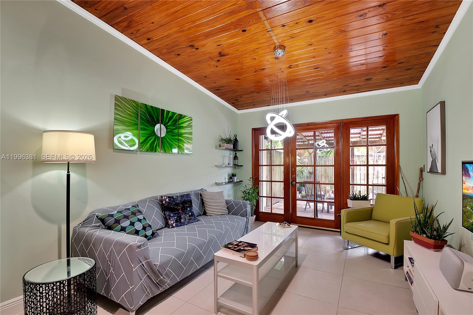 Property photo # 6