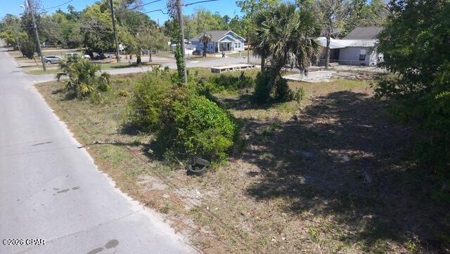 Image 3 For 900 8th Court