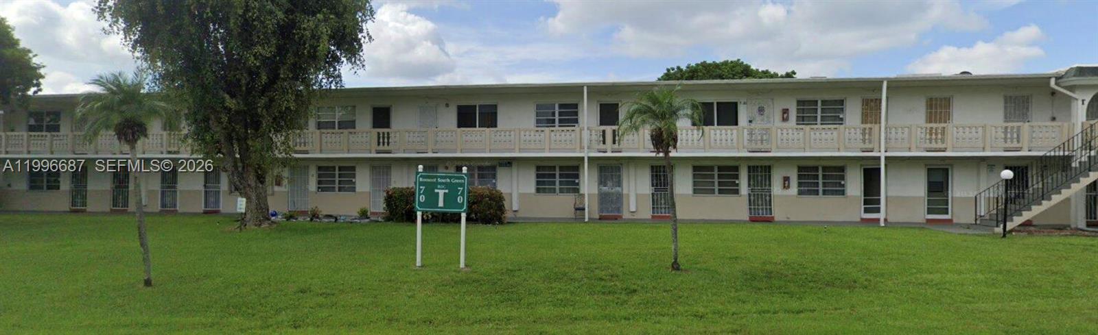 Ro-Mont South Green Condo