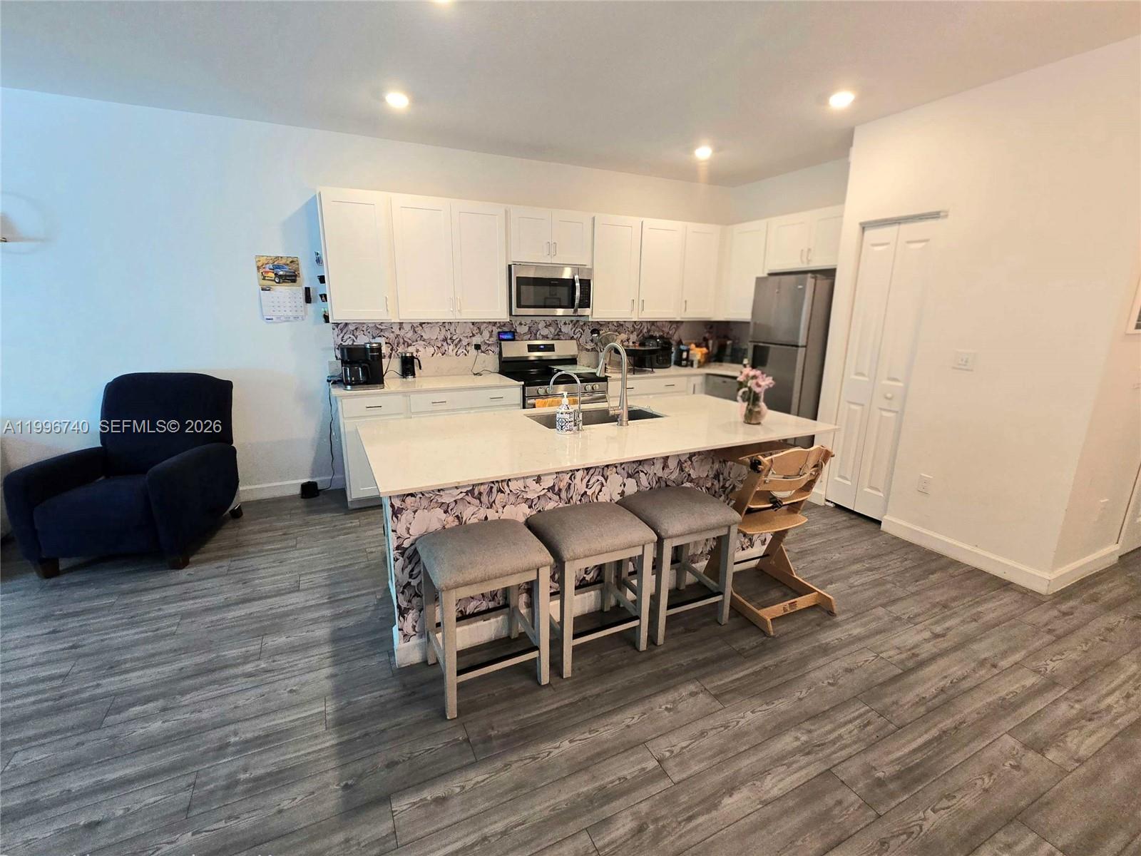 Property photo # 3