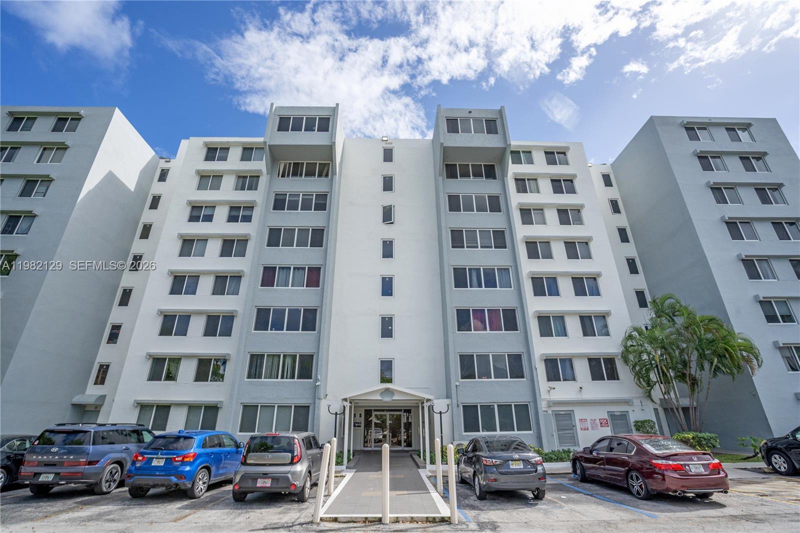 Dadeland Place Condo