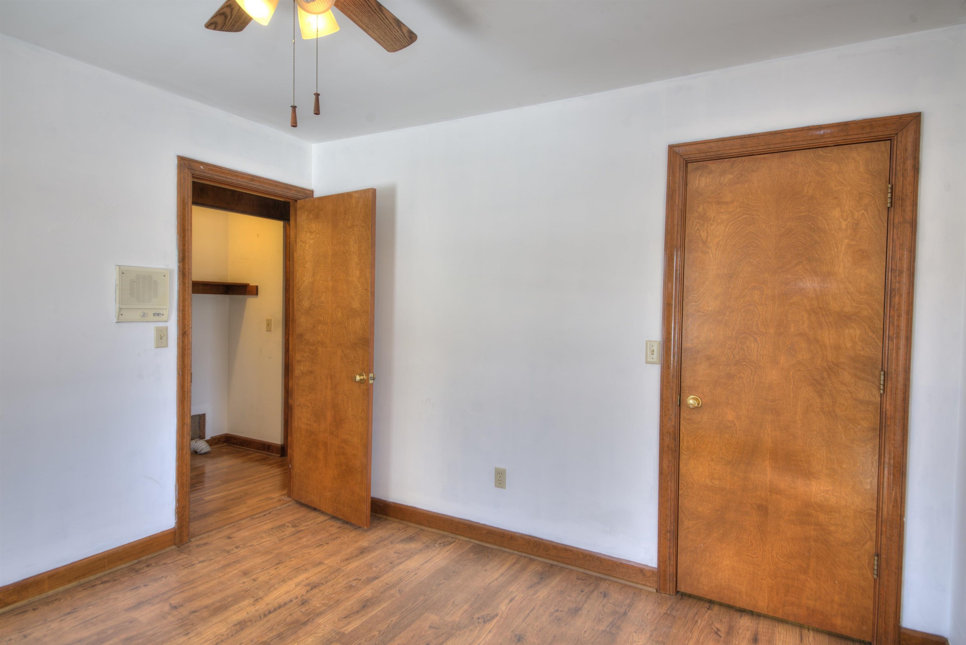 405 Linden Ave S 1