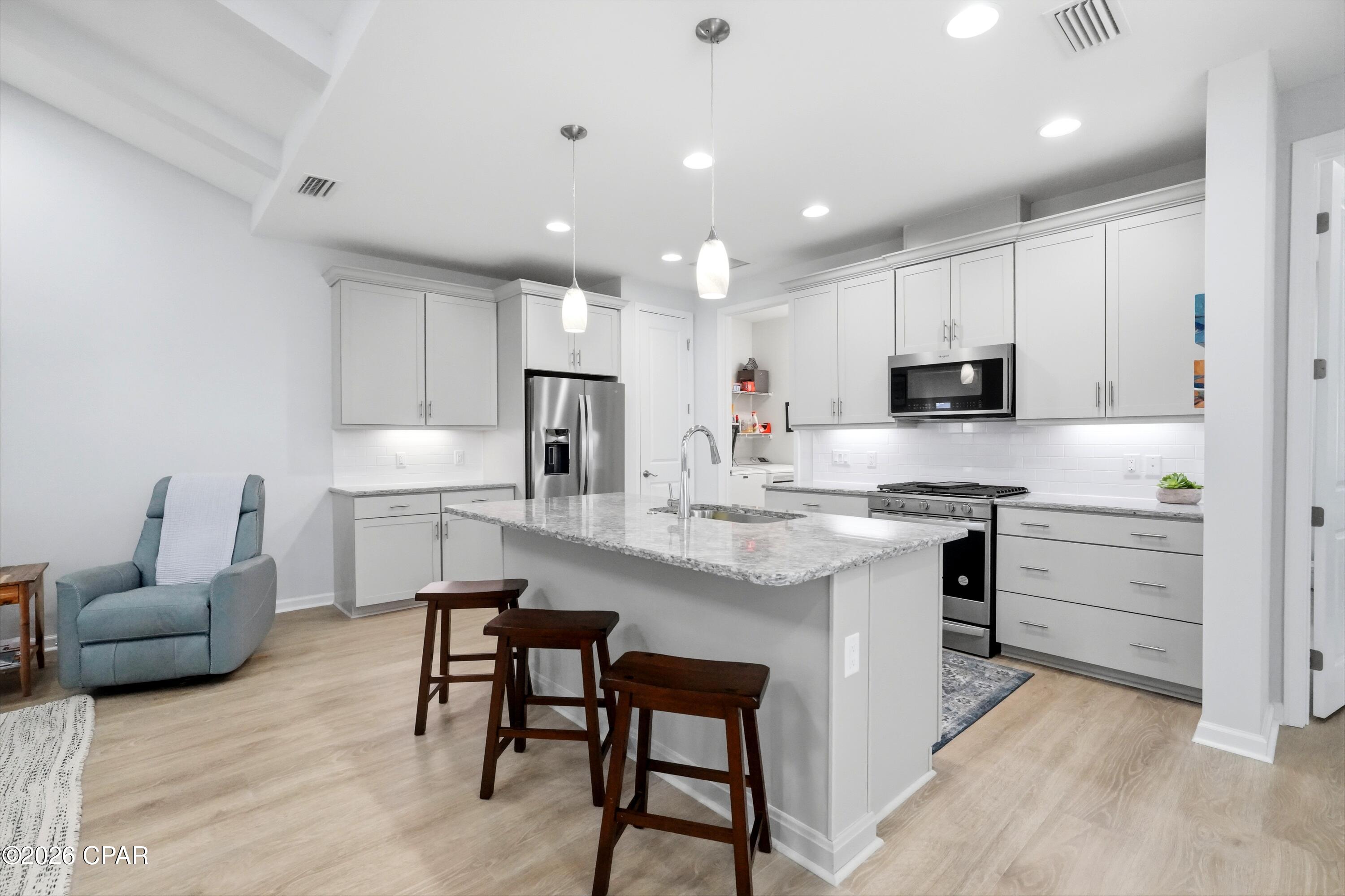 Image 12 For 8463 Landshark Boulevard