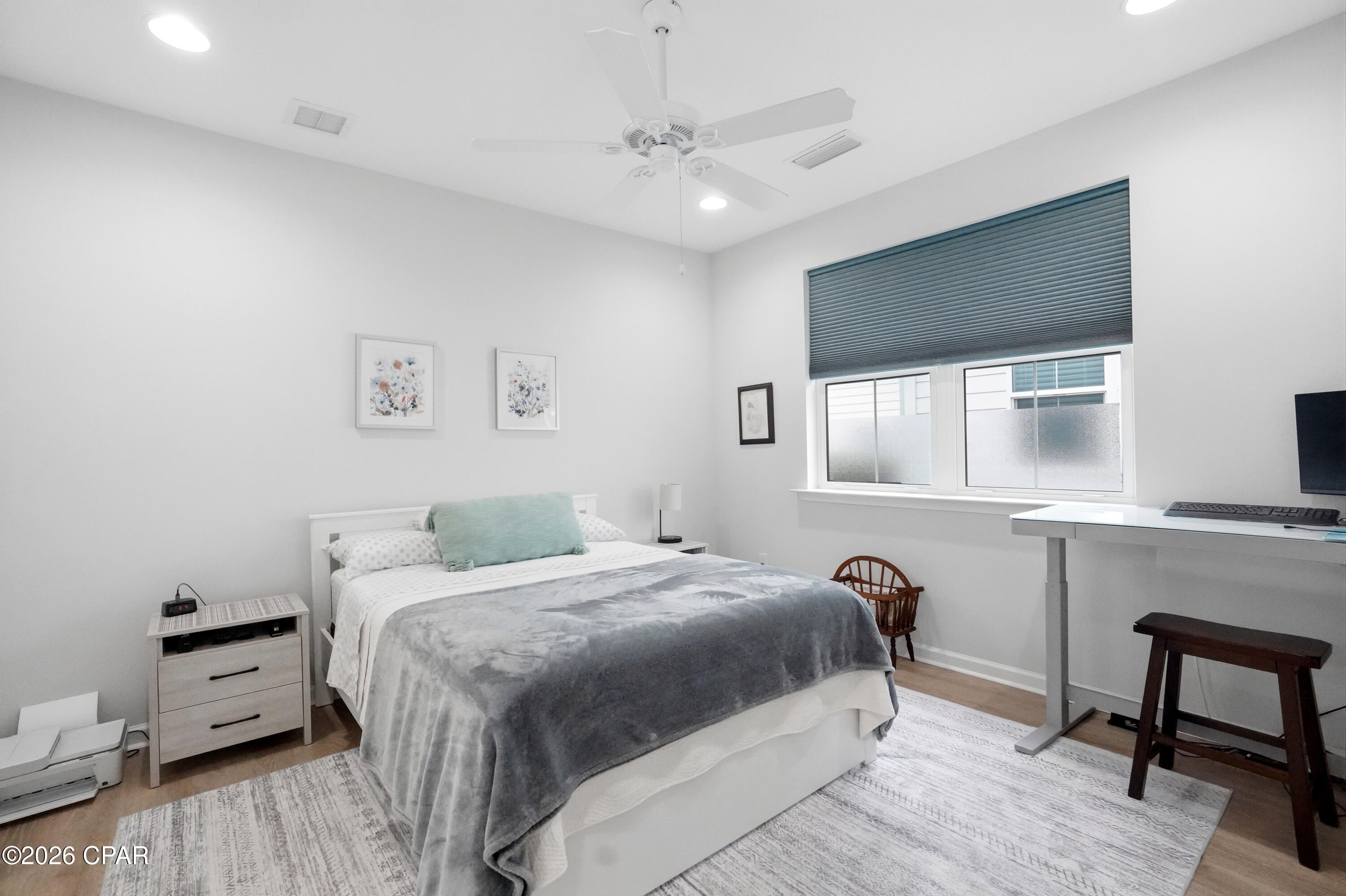 Image 25 For 8463 Landshark Boulevard