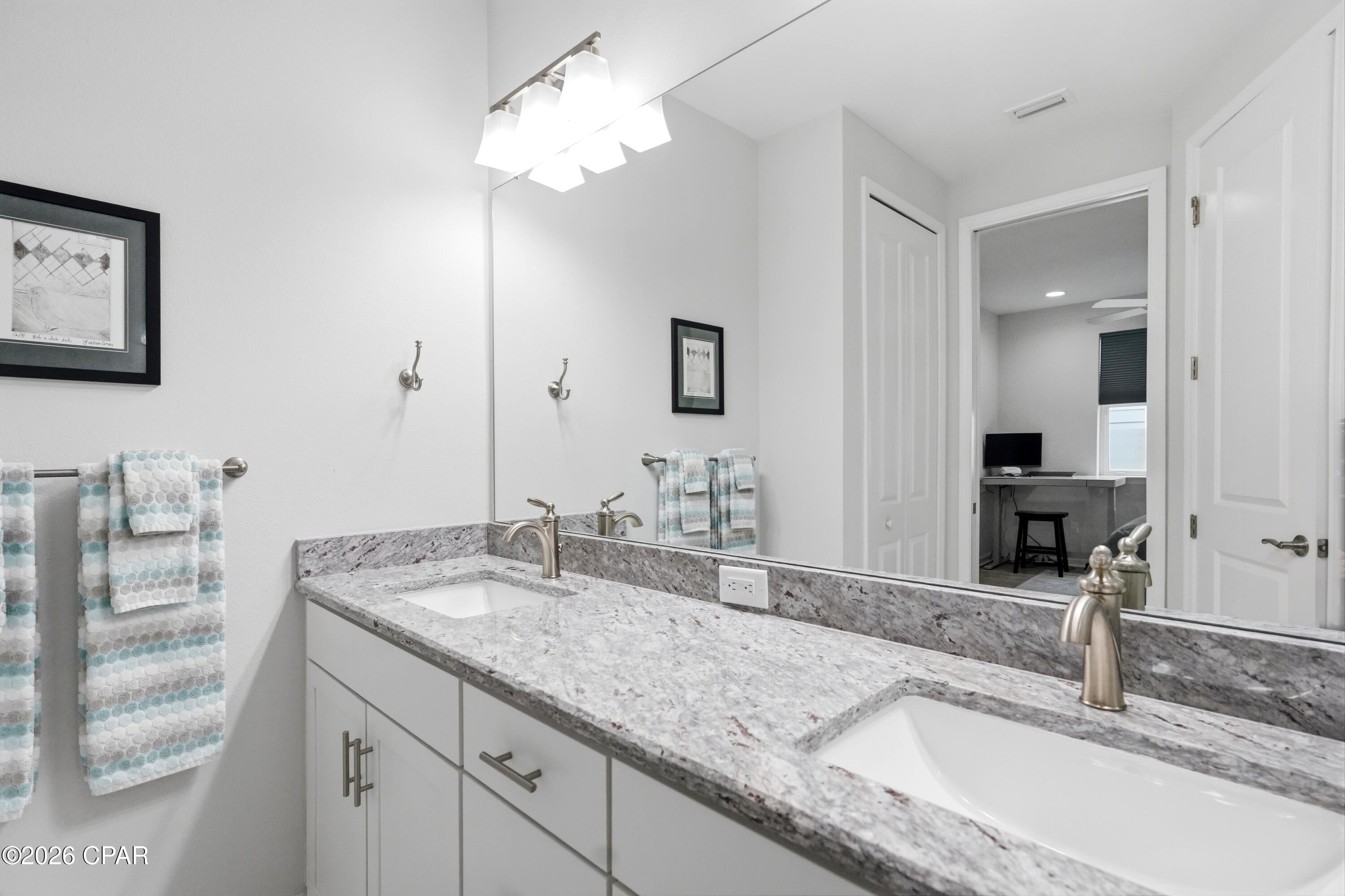 Image 30 For 8463 Landshark Boulevard