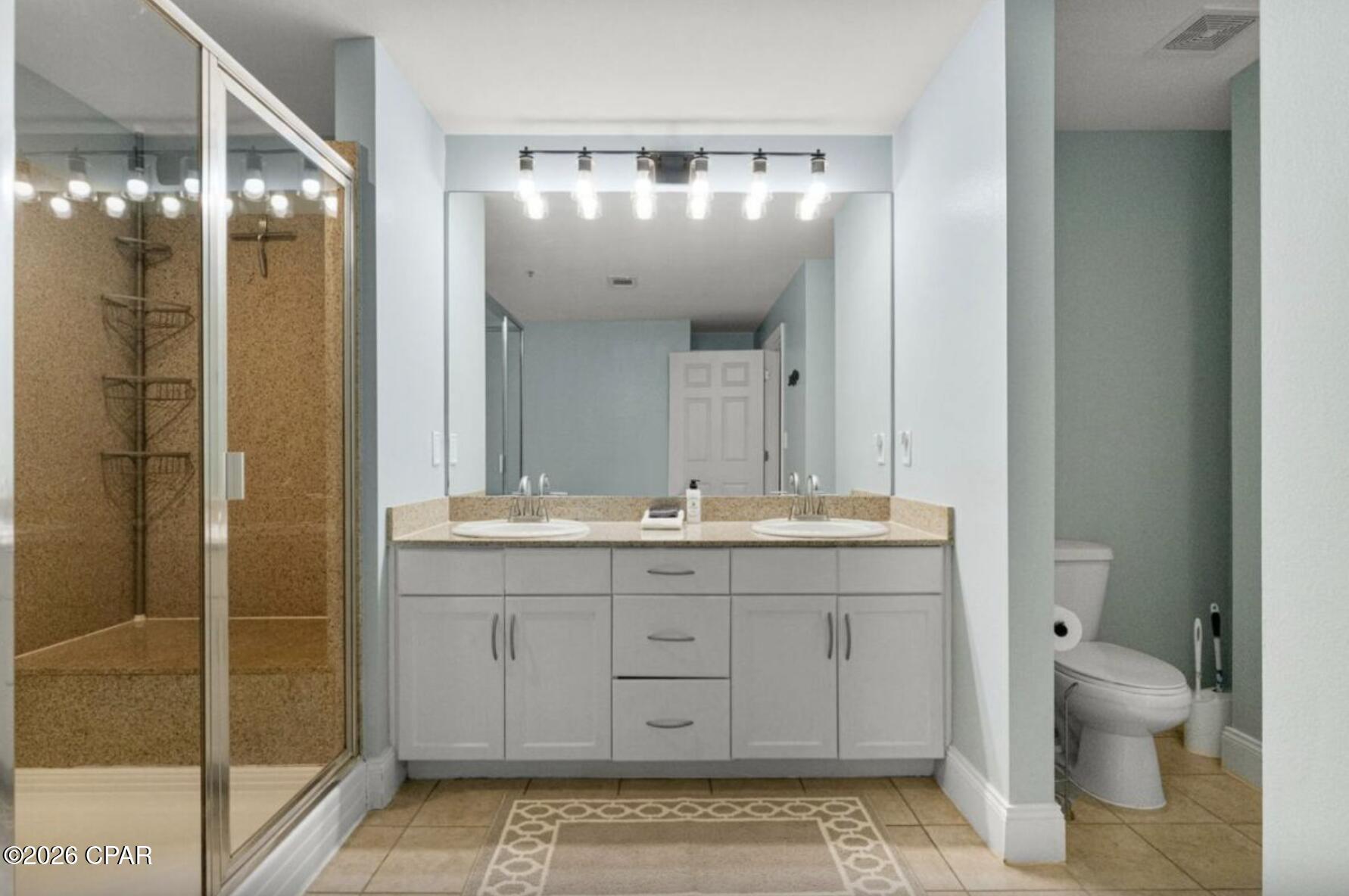 Image 14 For 9902 Thomas Drive 1734