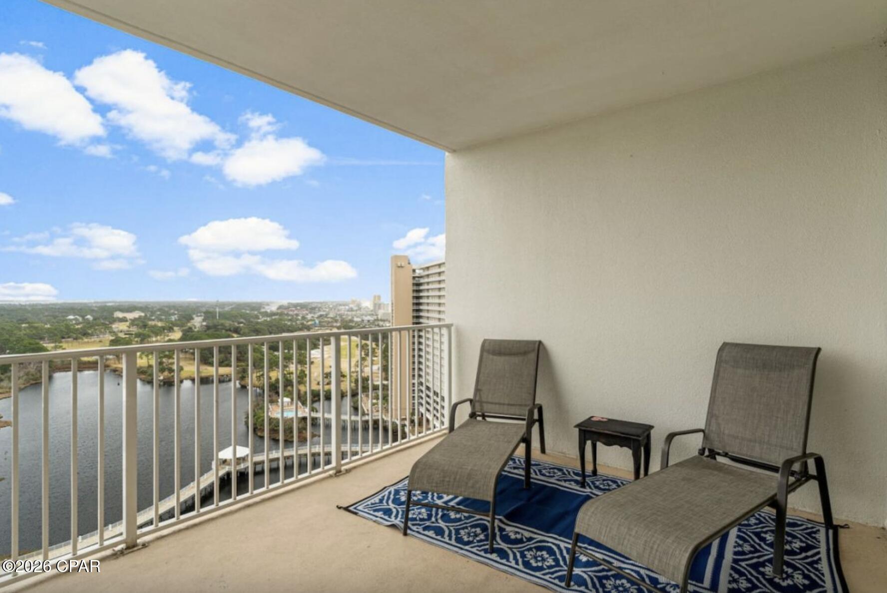 Image 6 For 9902 Thomas Drive 1734