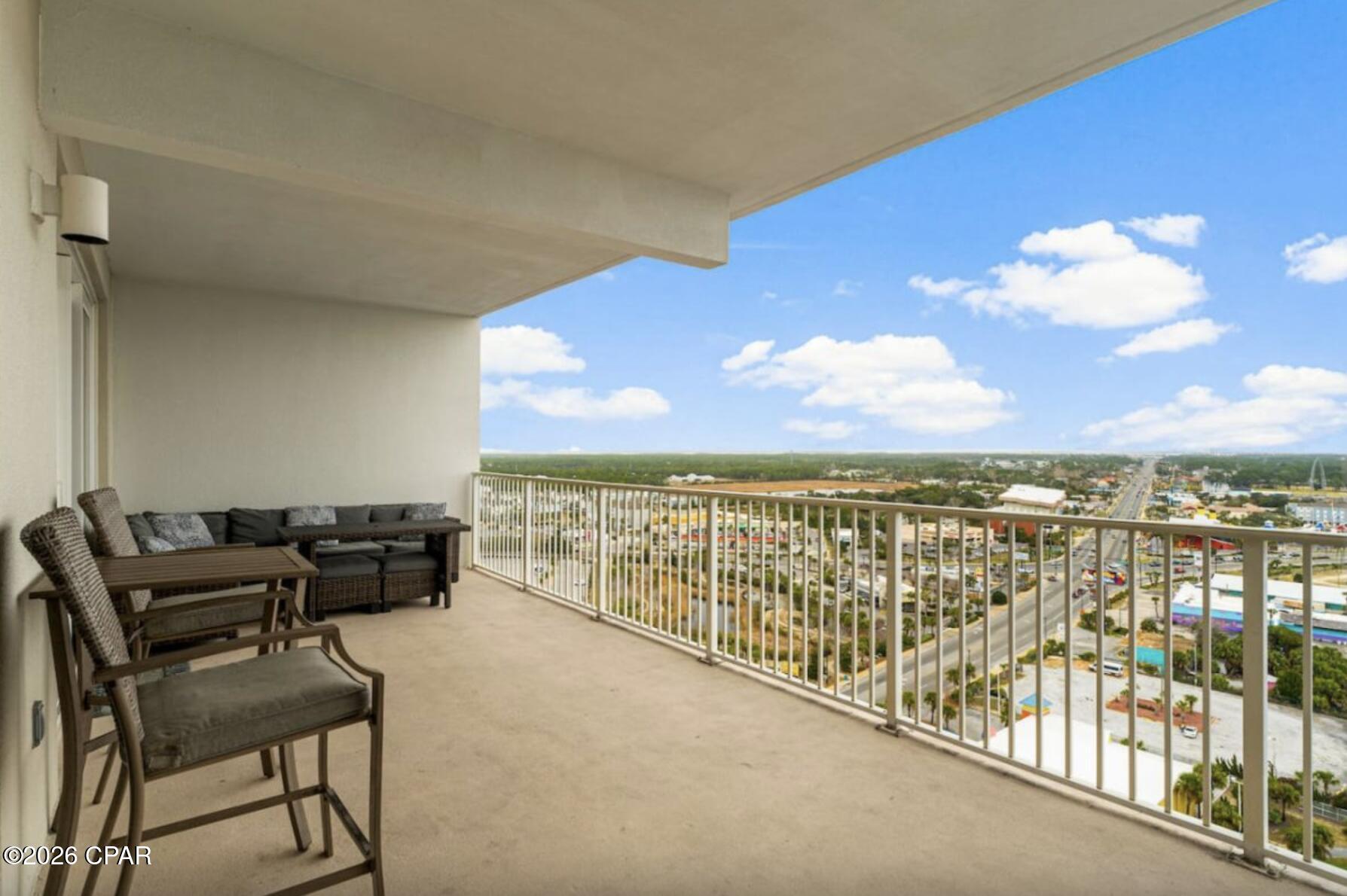 Image 7 For 9902 Thomas Drive 1734