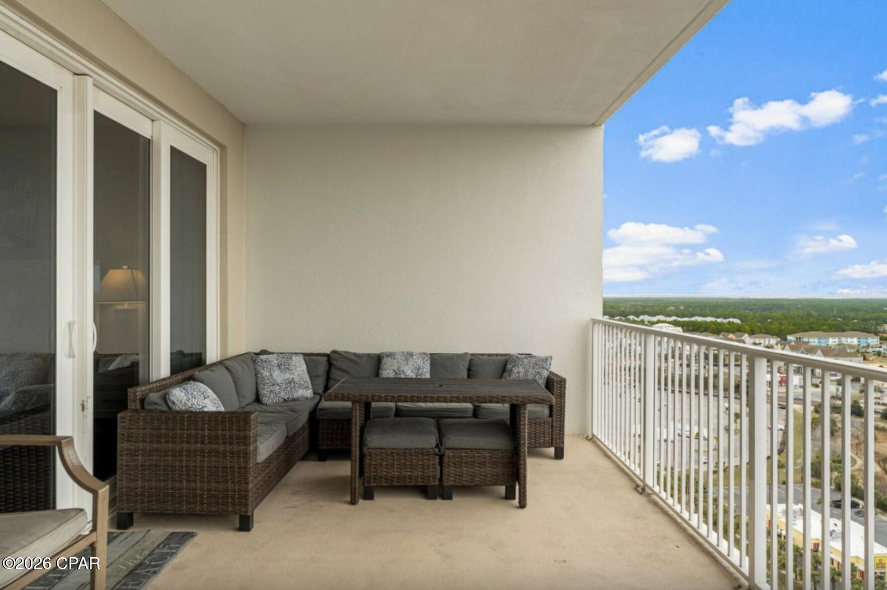 Image 8 For 9902 Thomas Drive 1734