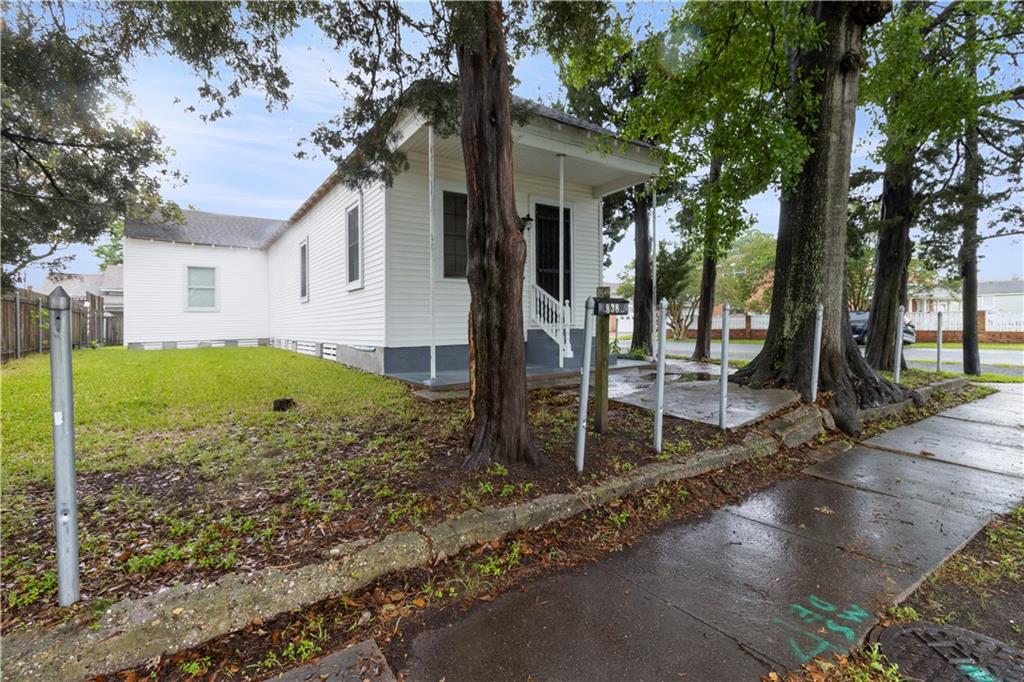 Listing 1