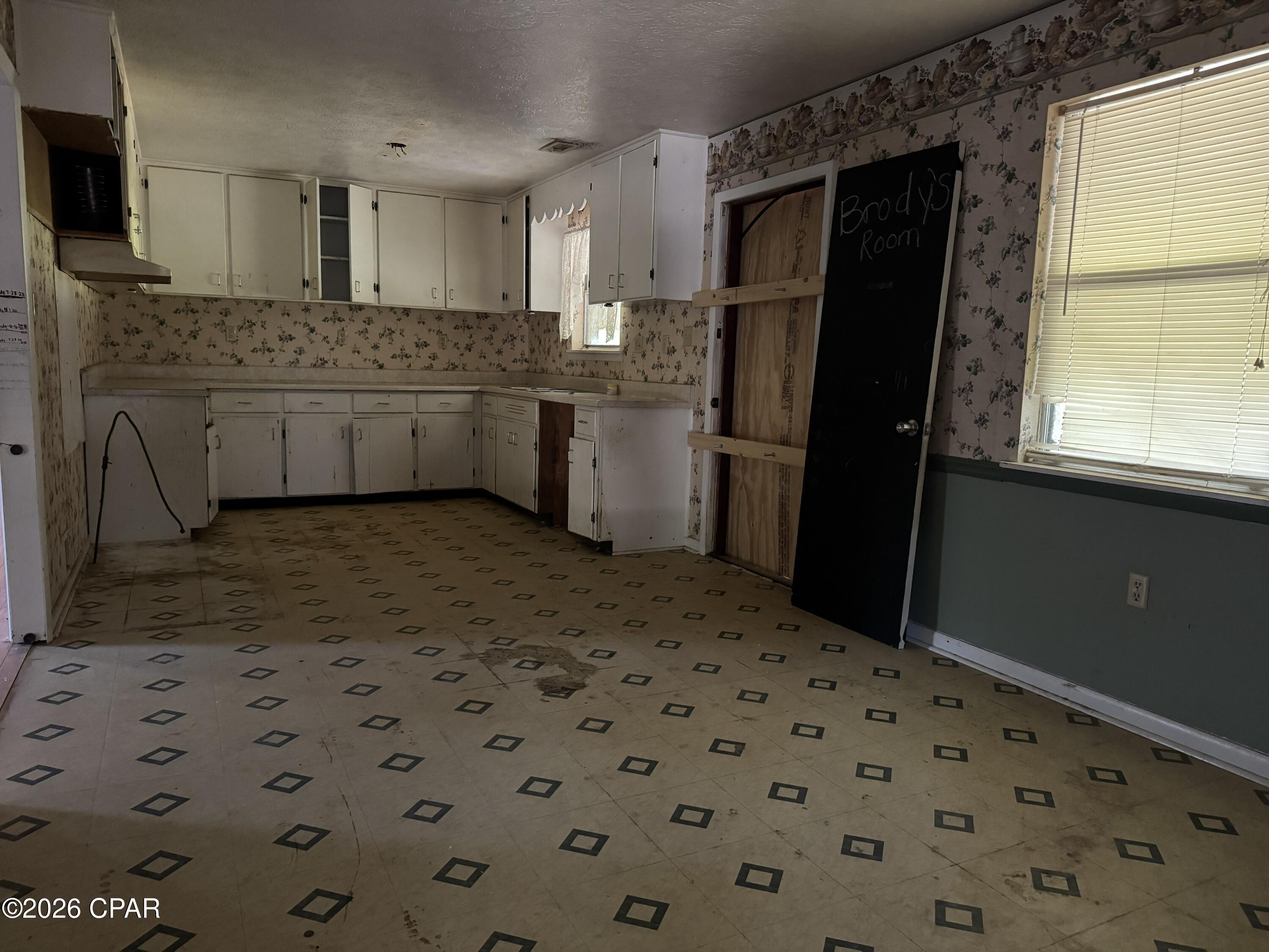 Image 3 For 4509 Fowler Road