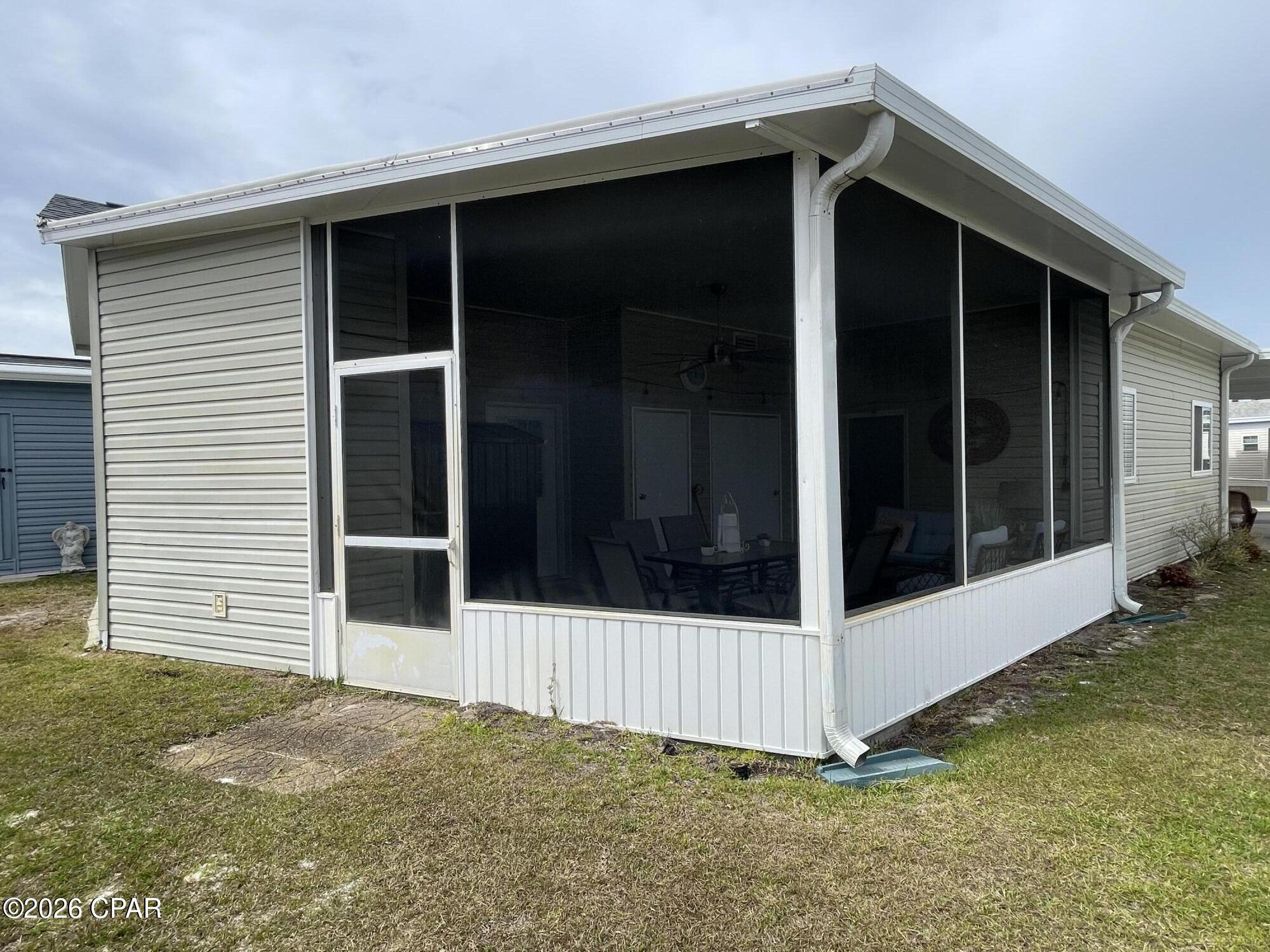Image 4 For 1219 Thomas Drive 279