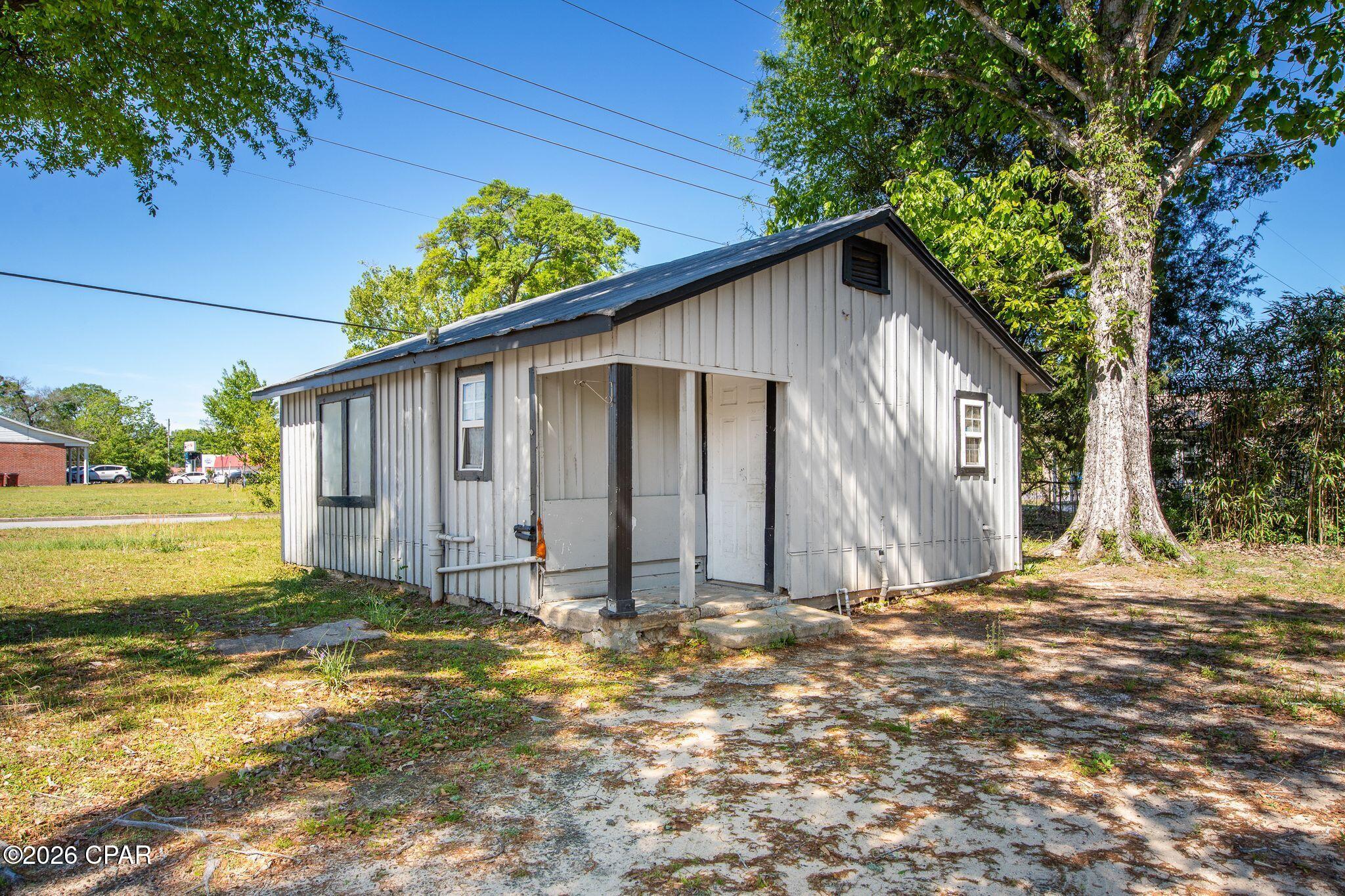 Image 21 For 345 Brett Street