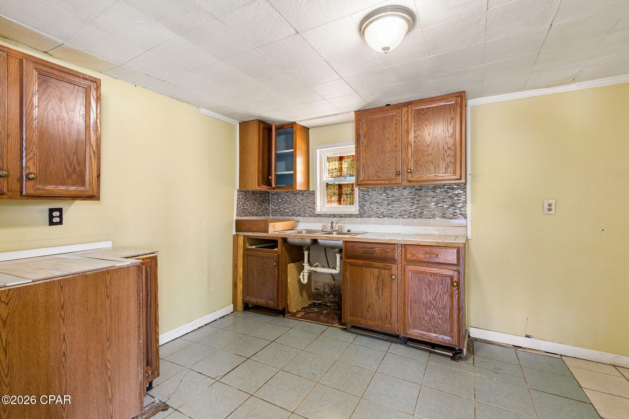 Image 9 For 345 Brett Street