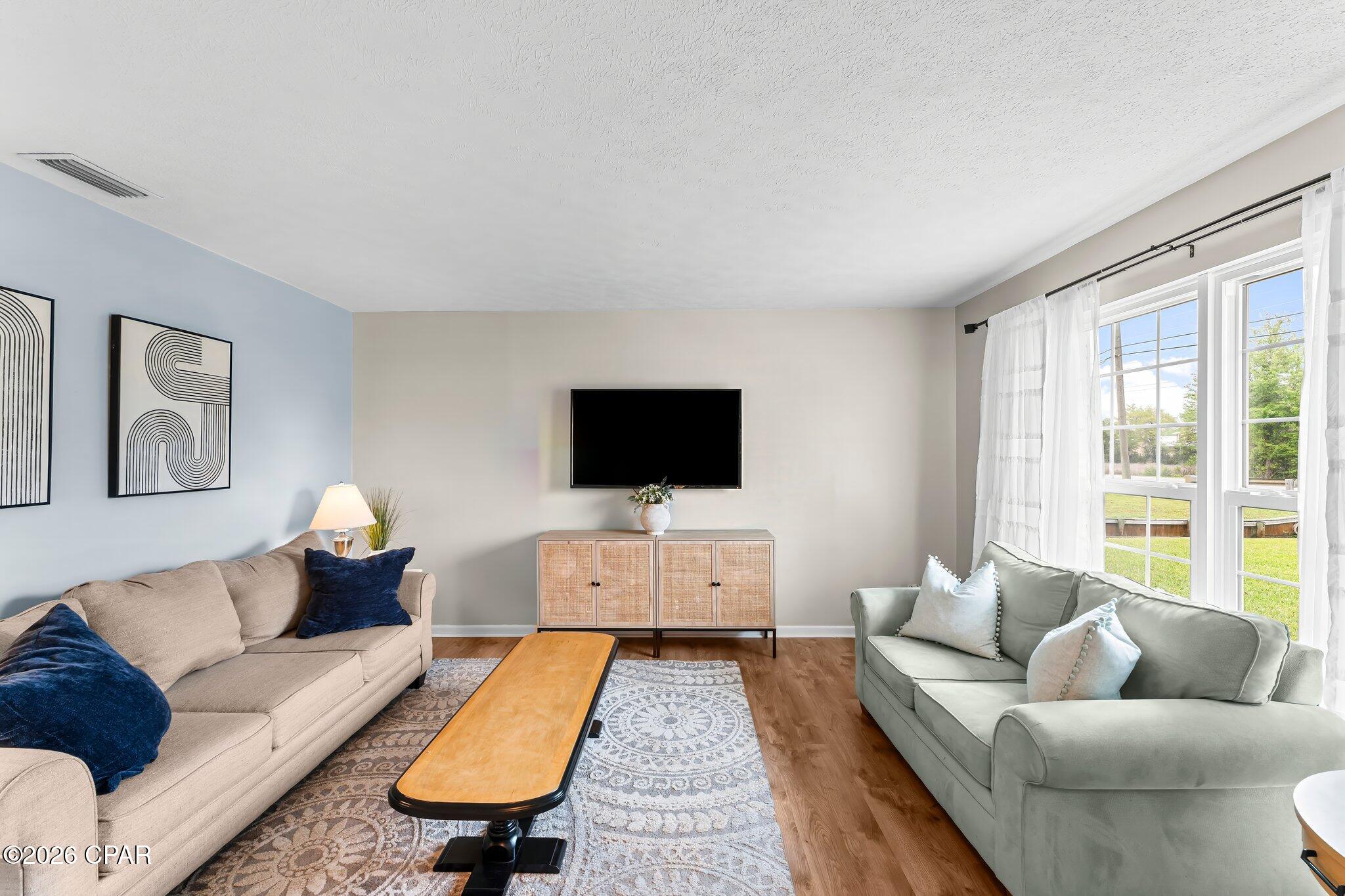 Image 10 For 4503 Northshore Road