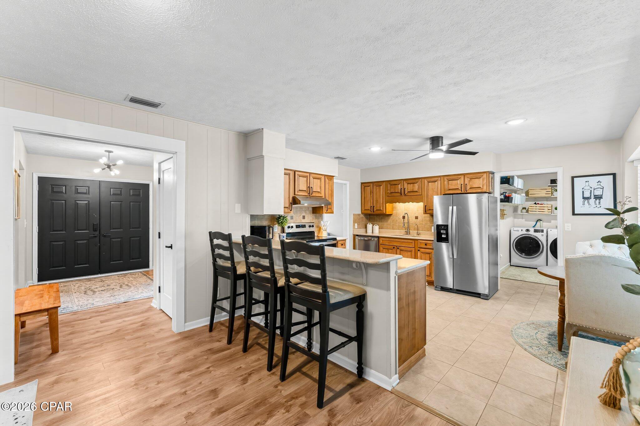 Listing photo id 16 for 4503 Northshore Road