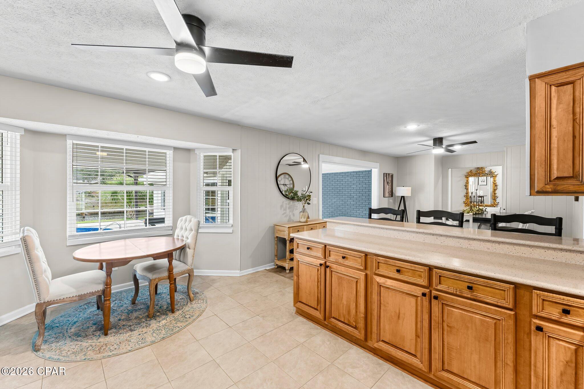 Listing photo id 20 for 4503 Northshore Road