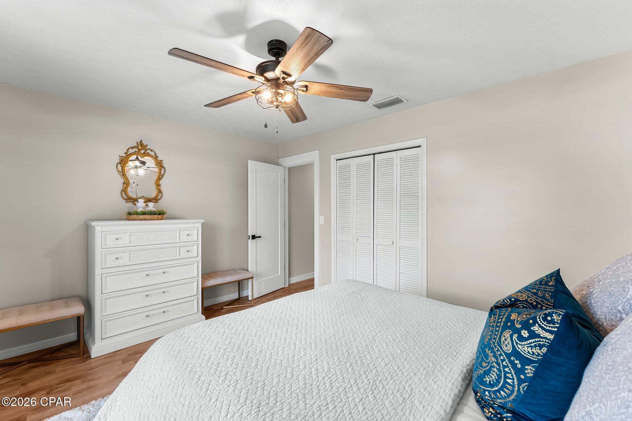 Listing photo id 31 for 4503 Northshore Road