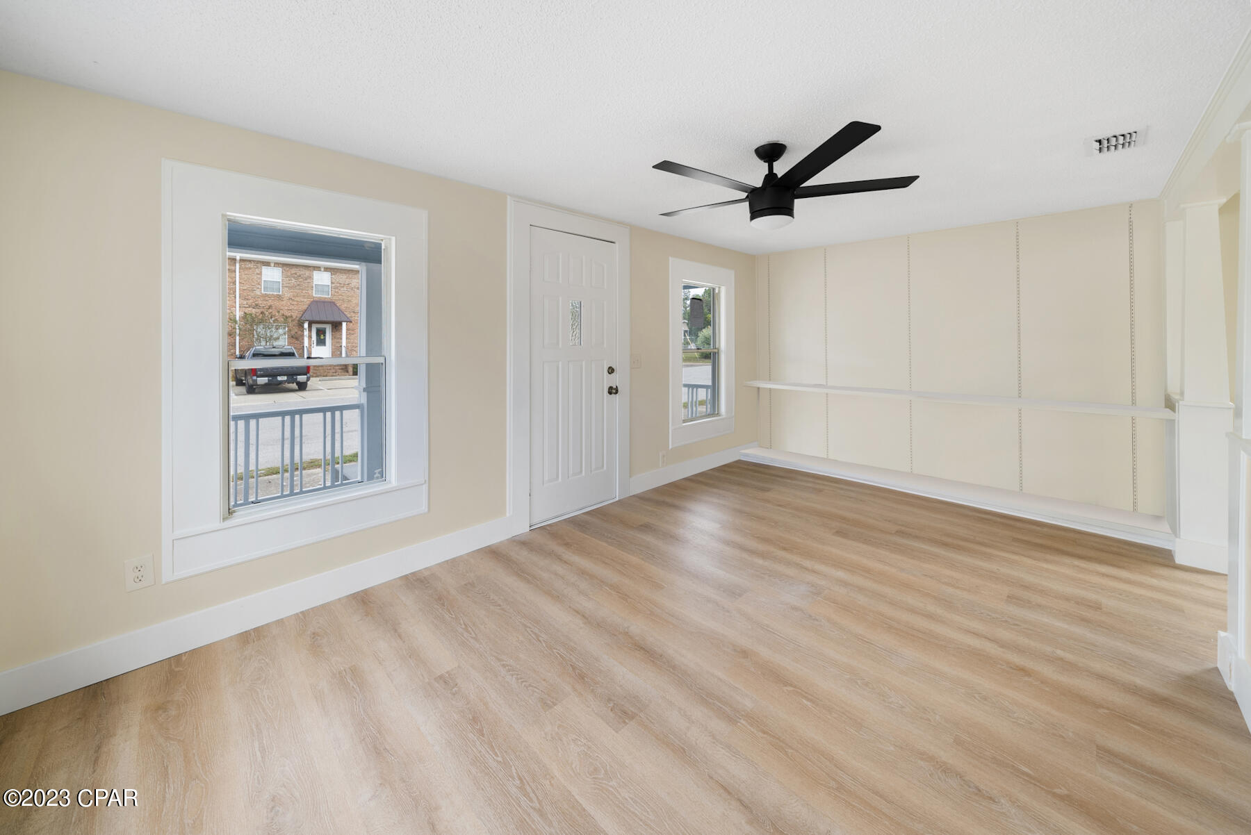 Image 6 For 206 2nd Court A