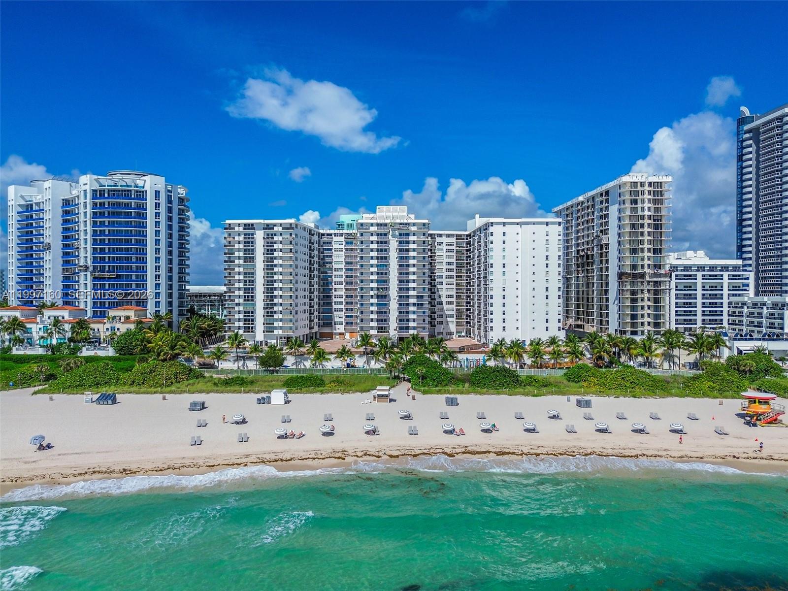Maison Grande Condo