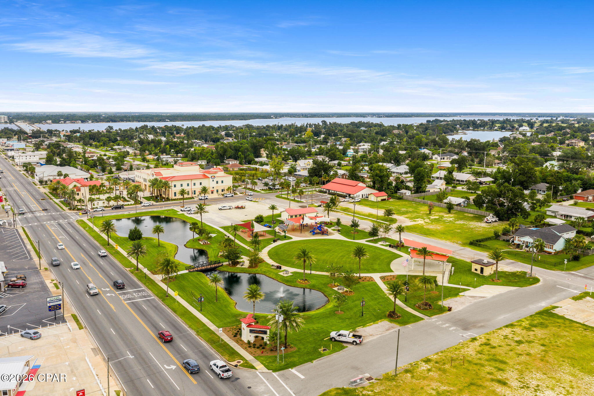 Listing photo id 101 for 607 Timbers Crossing