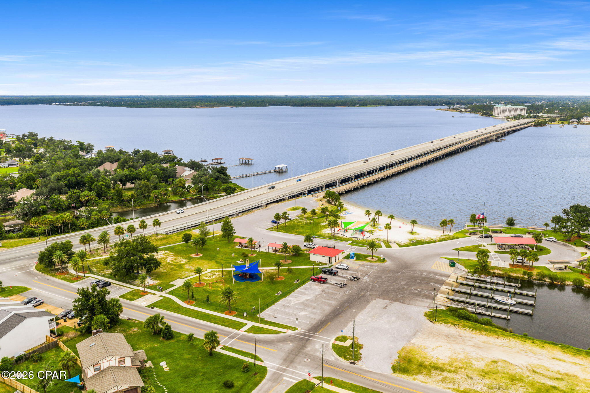 Listing photo id 102 for 607 Timbers Crossing