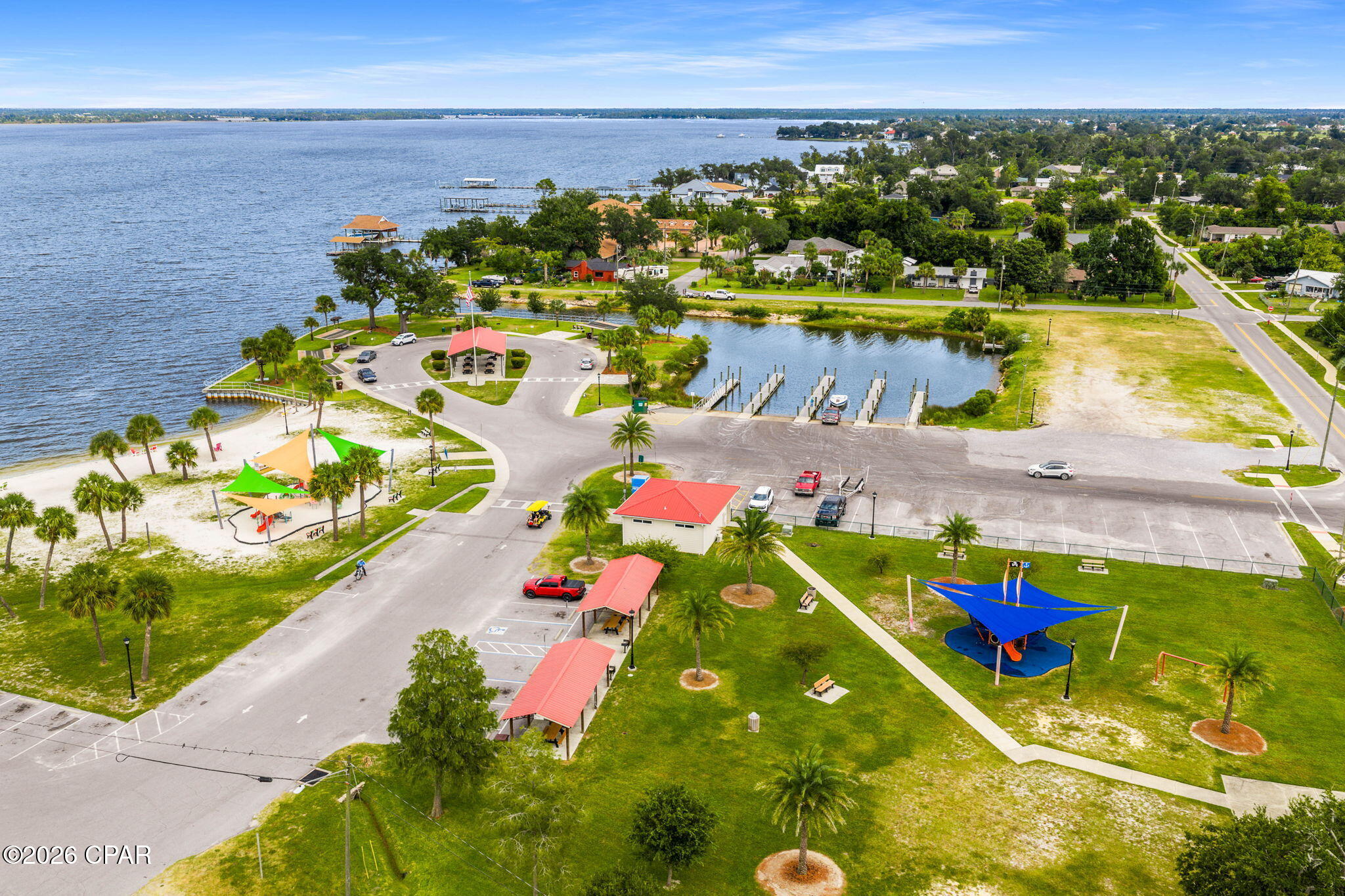 Listing photo id 108 for 607 Timbers Crossing