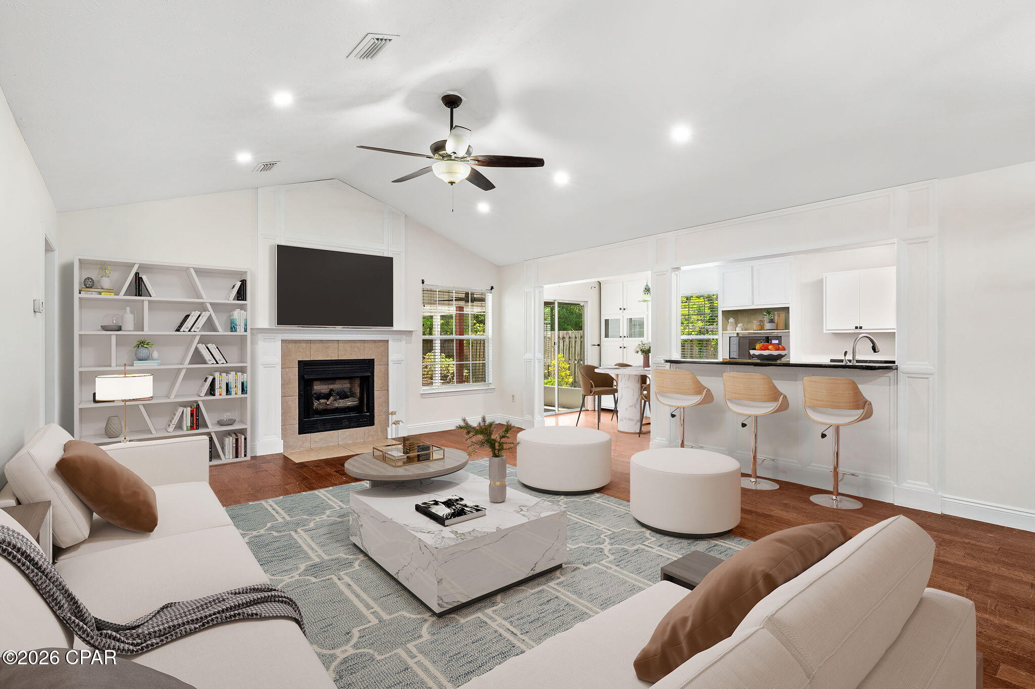 Listing photo id 13 for 607 Timbers Crossing