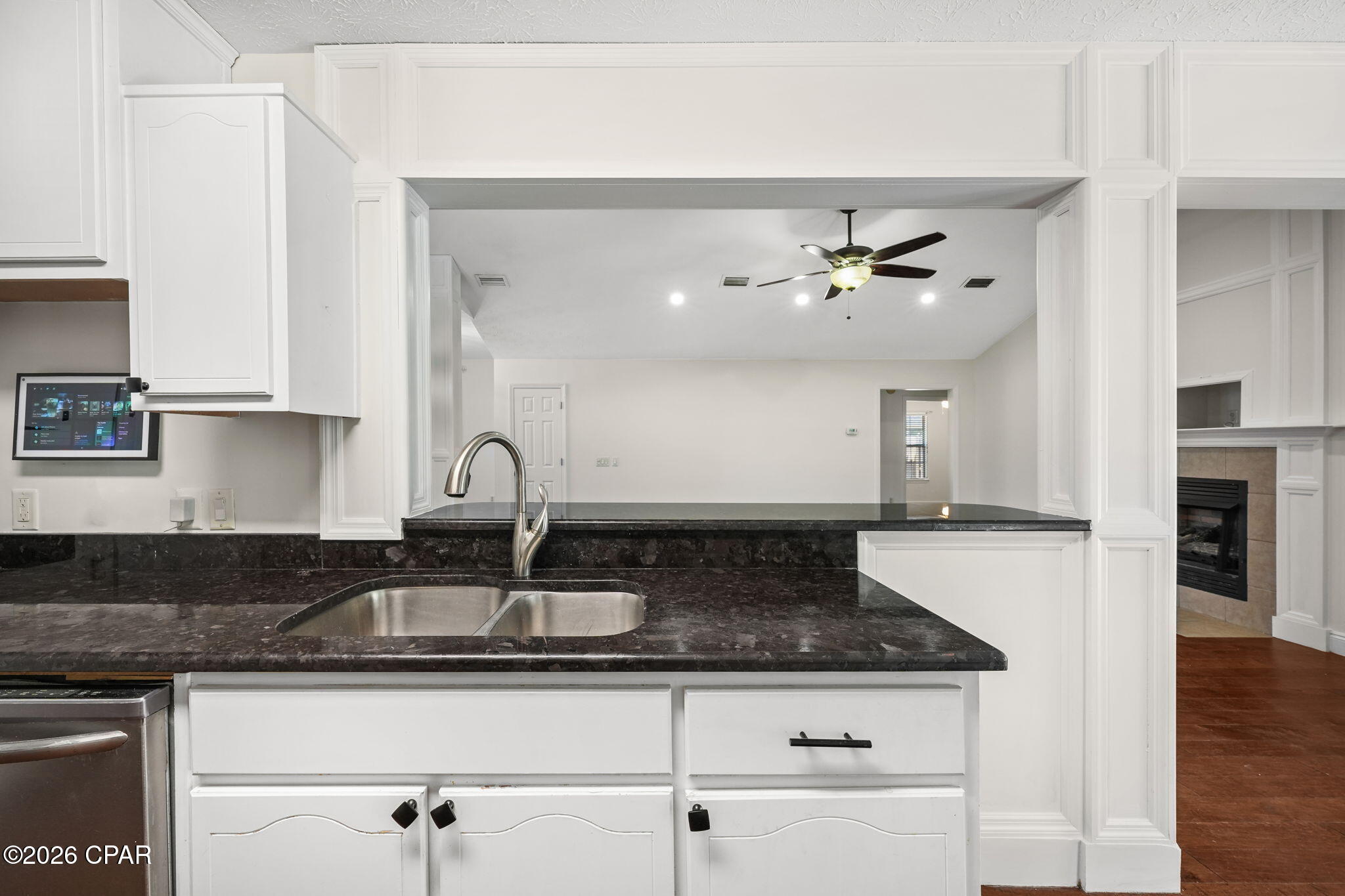 Listing photo id 23 for 607 Timbers Crossing