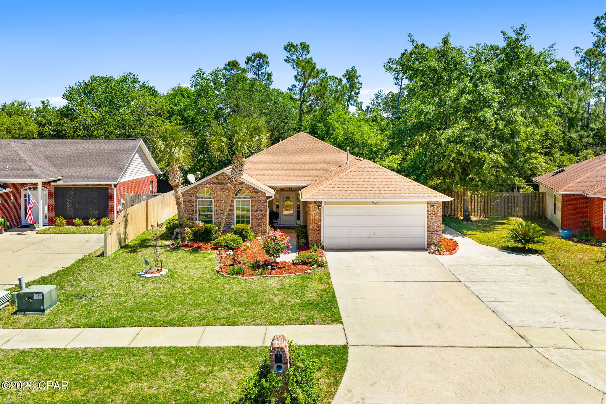 Listing photo id 66 for 607 Timbers Crossing