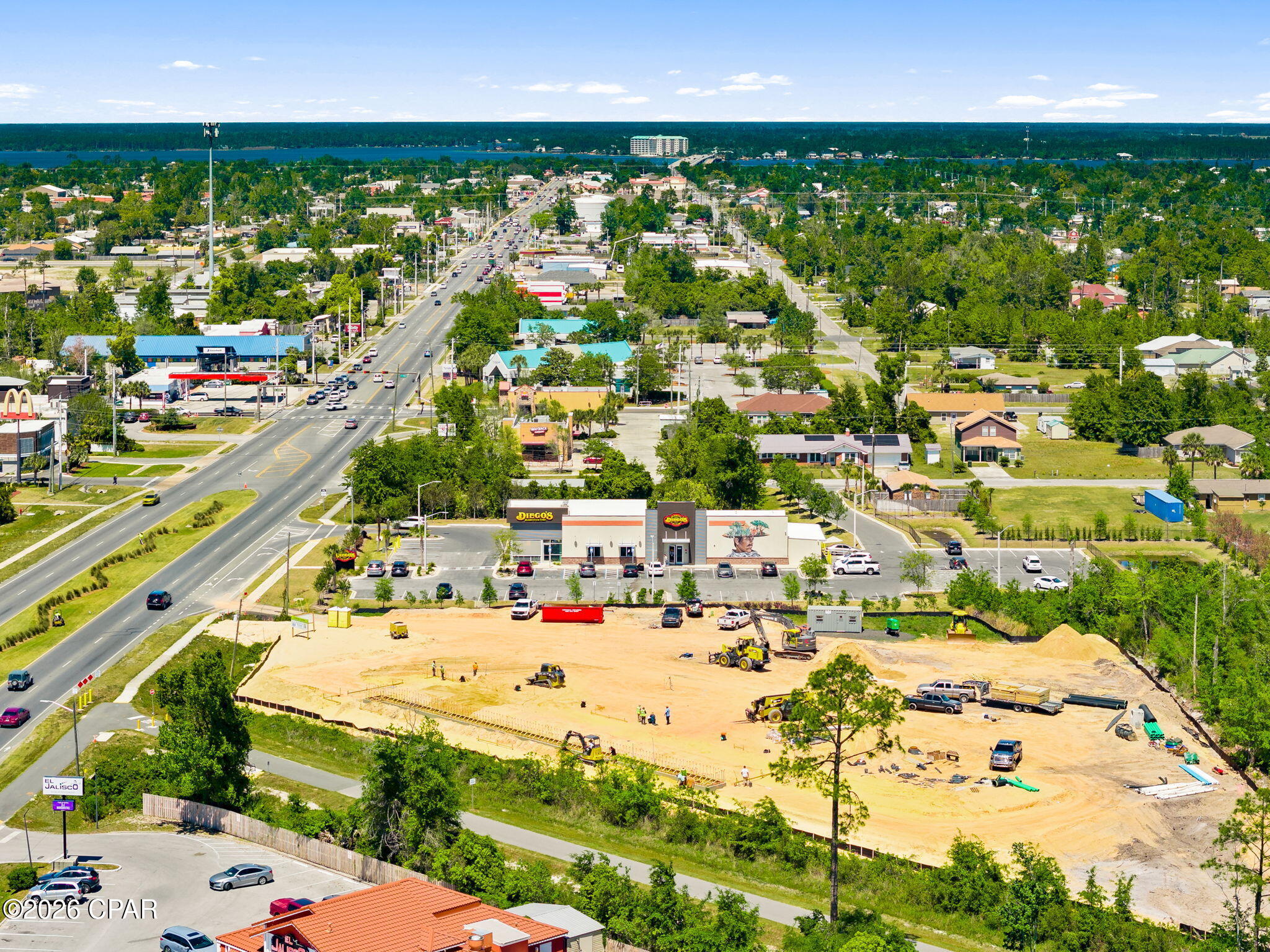 Listing photo id 81 for 607 Timbers Crossing