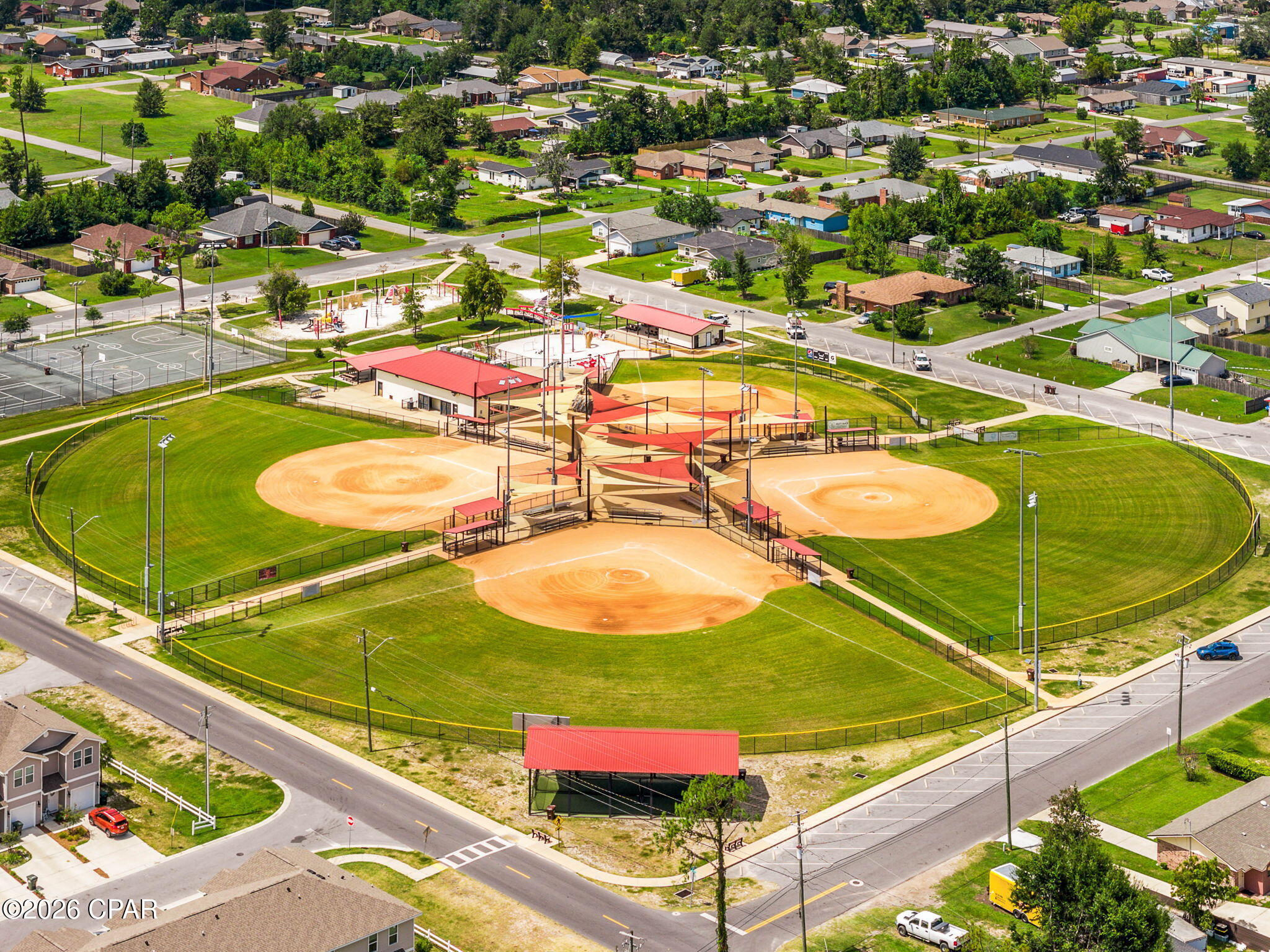 Listing photo id 91 for 607 Timbers Crossing