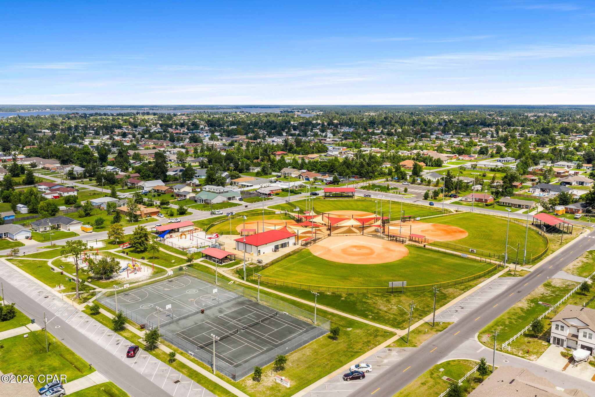 Listing photo id 93 for 607 Timbers Crossing