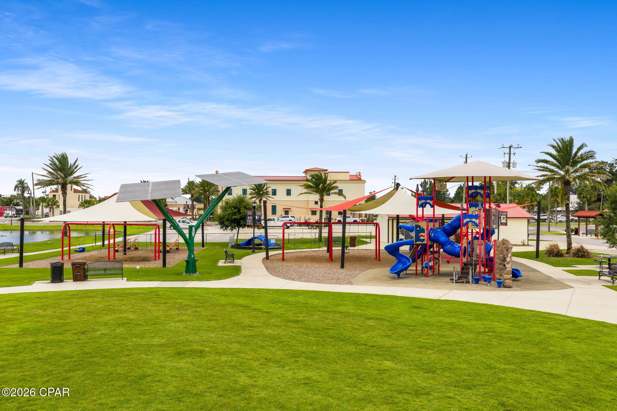 Listing photo id 97 for 607 Timbers Crossing