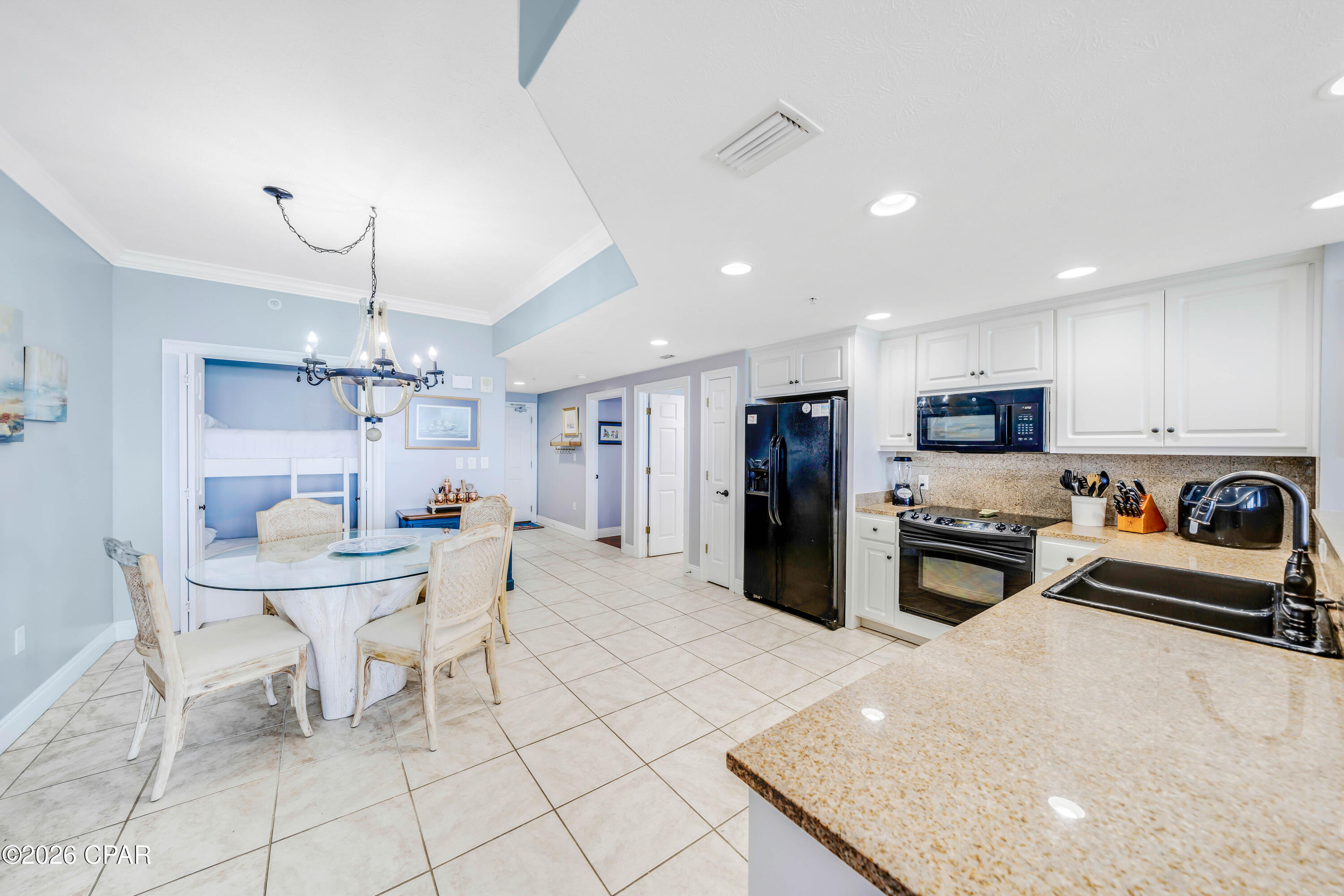 Image 18 For 5004 Thomas Drive 808