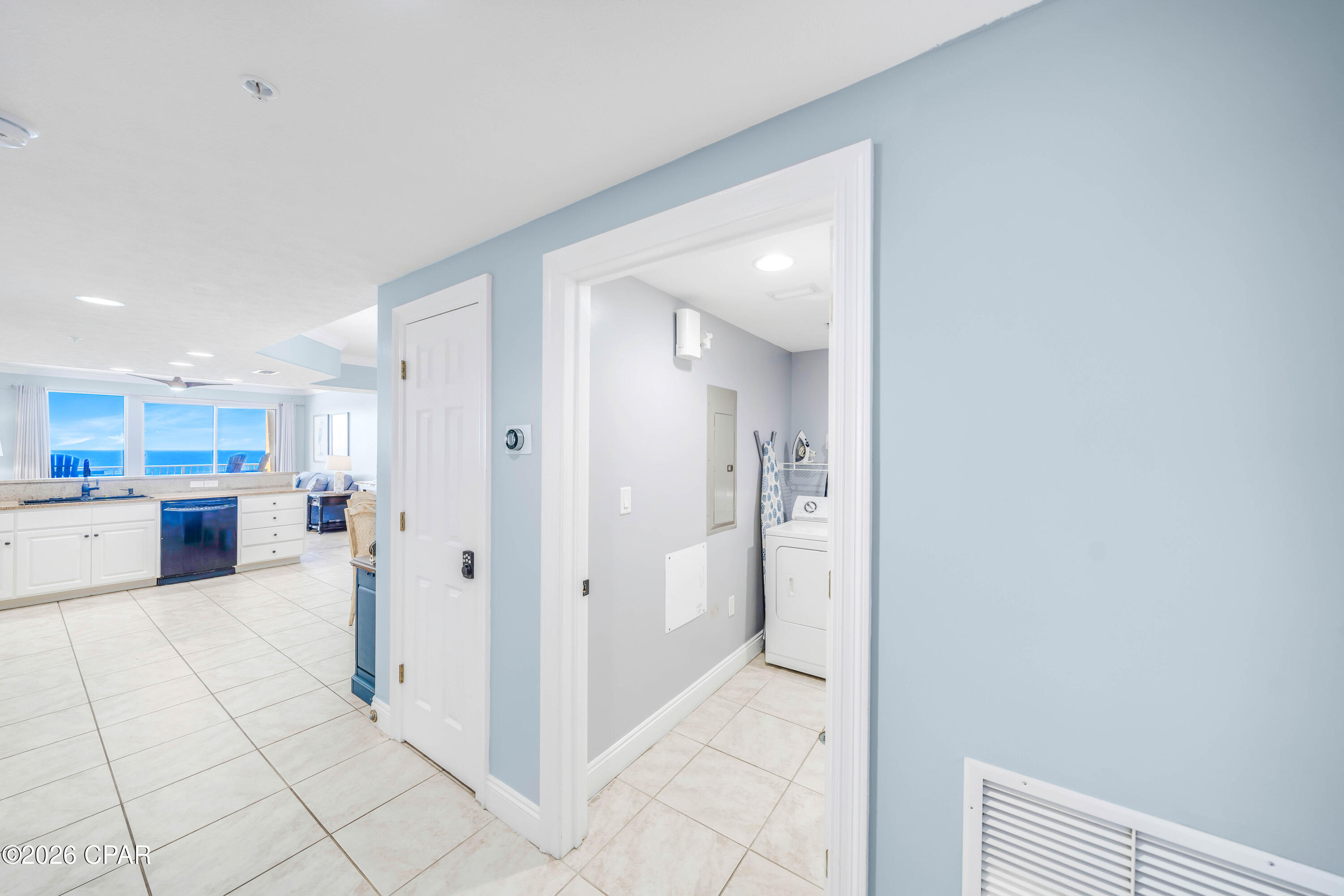 Image 7 For 5004 Thomas Drive 808