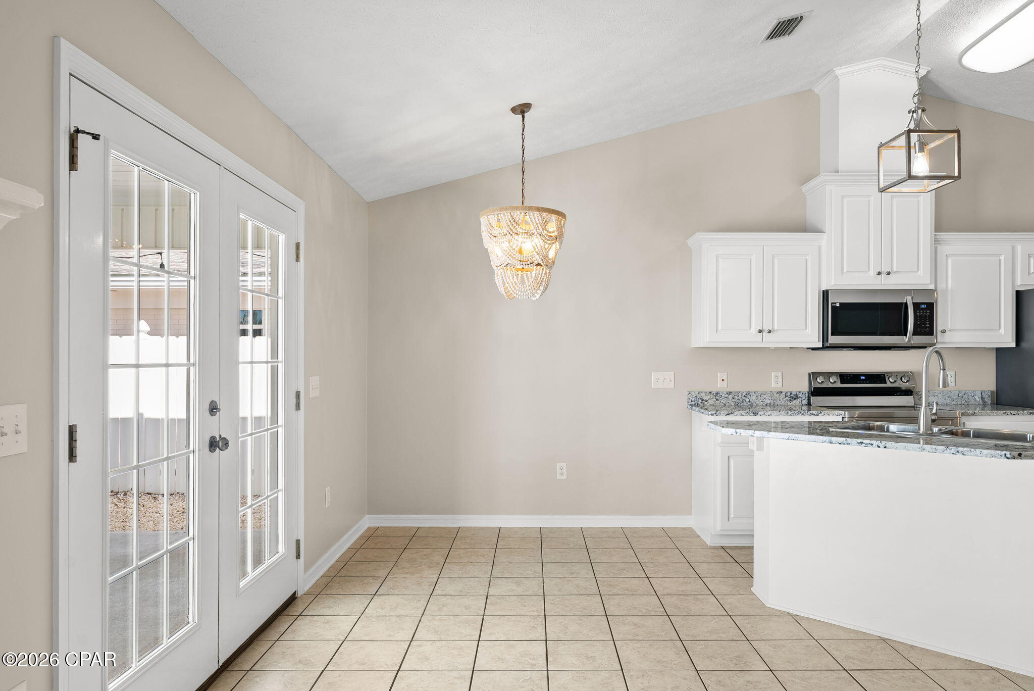 Image 15 For 615 Poinsettia Court