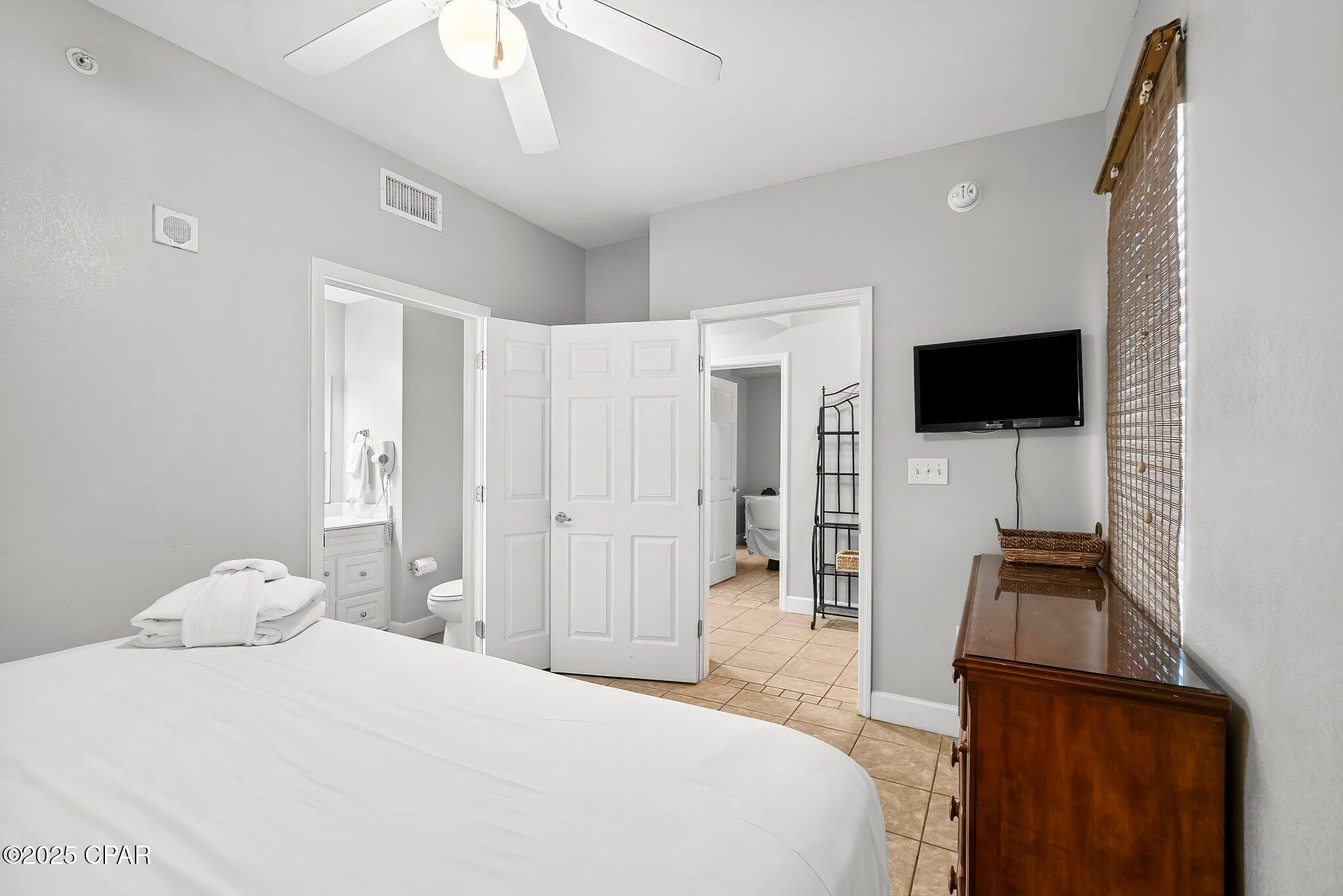 Image 15 For 16819 Front Beach Road 1110