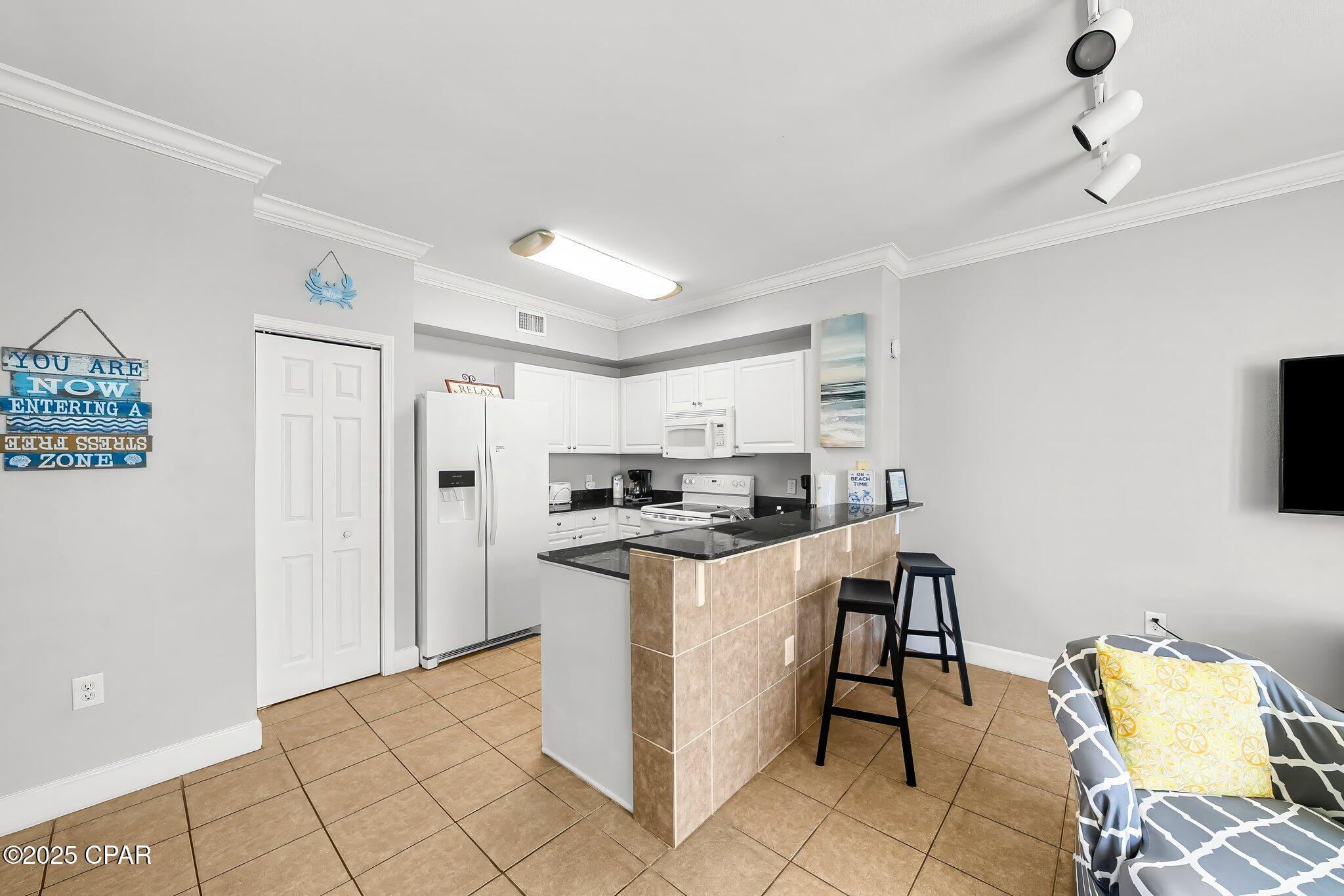 Image 22 For 16819 Front Beach Road 1110
