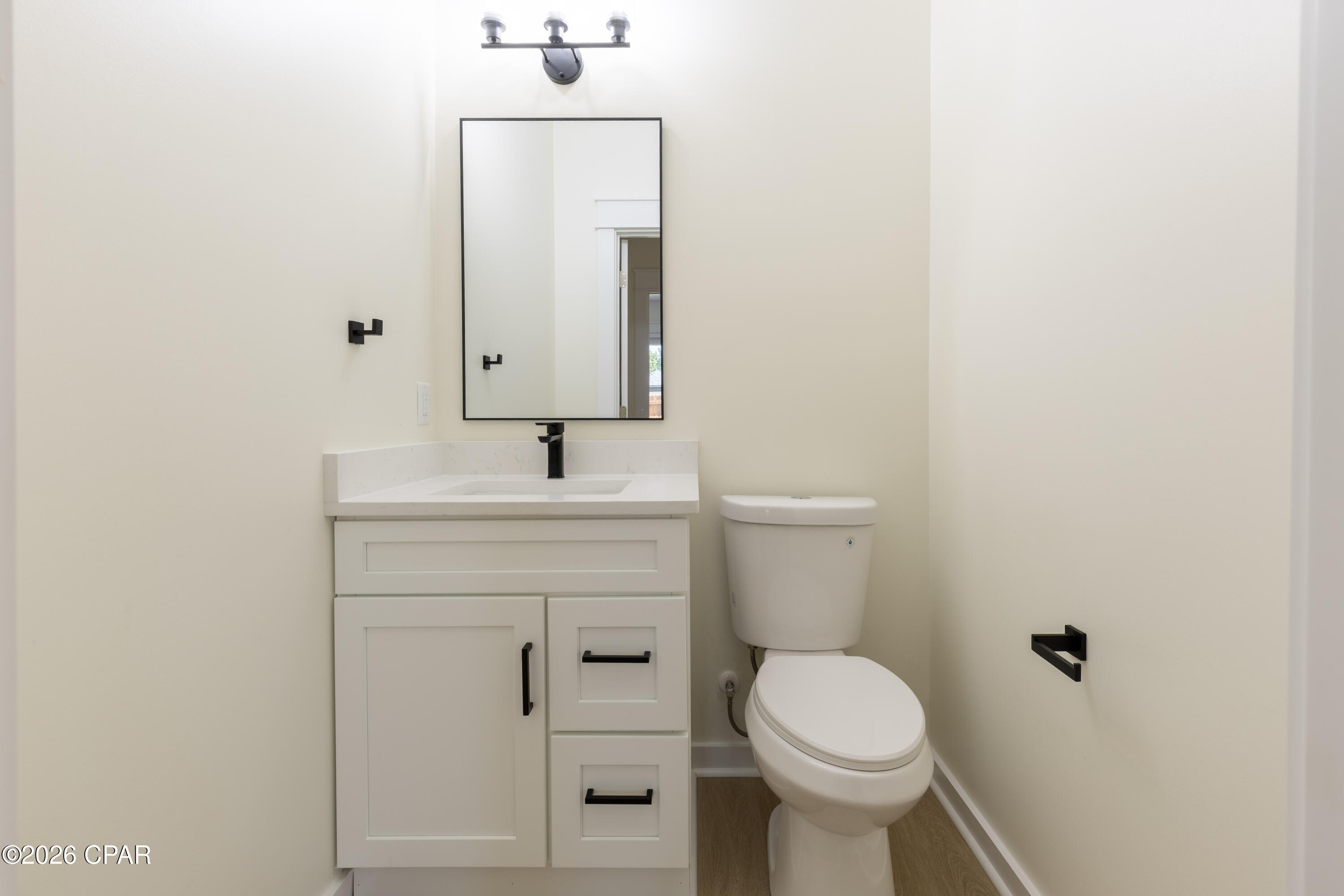 Image 21 For 607 Sea Breeze Drive