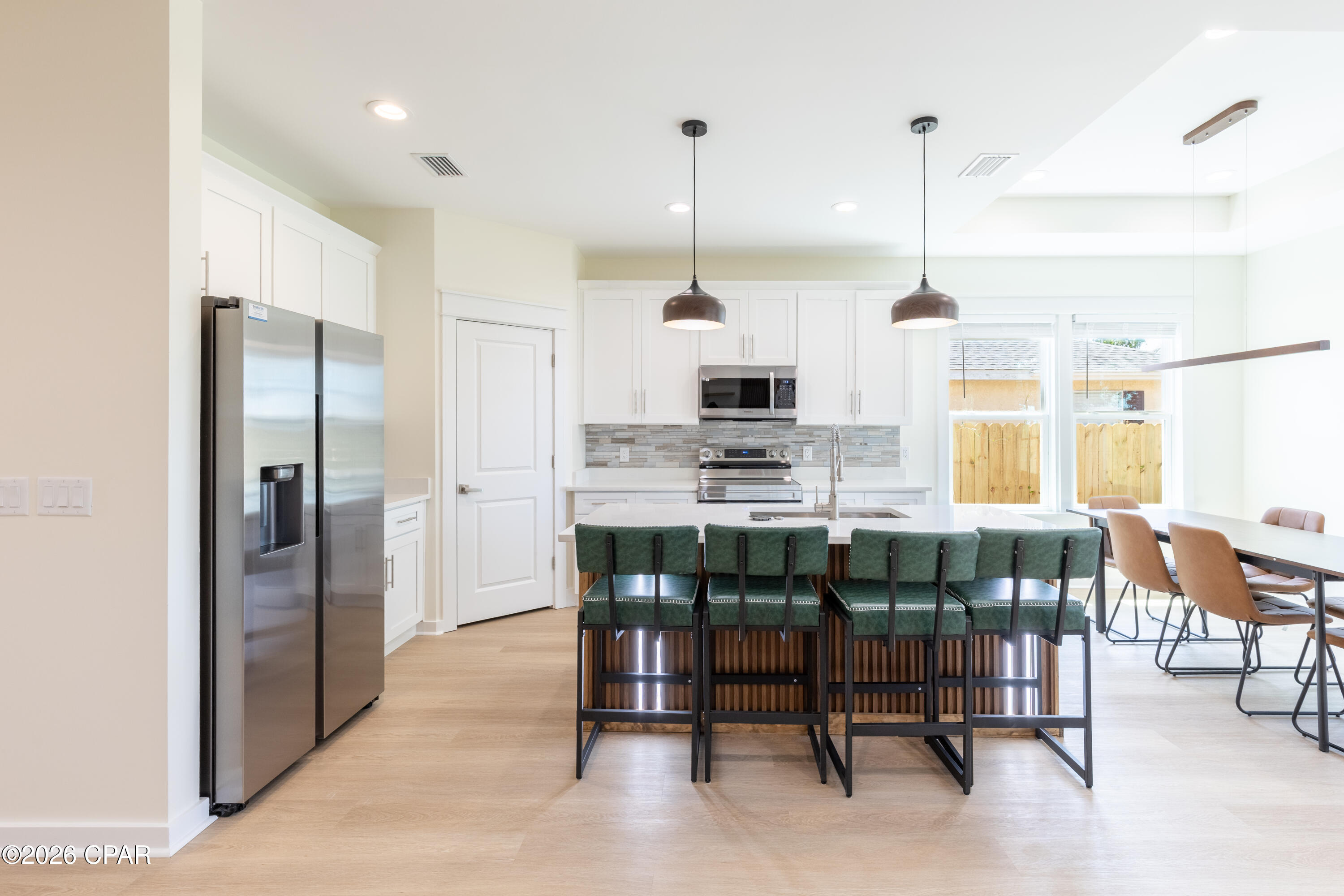 Image 4 For 607 Sea Breeze Drive